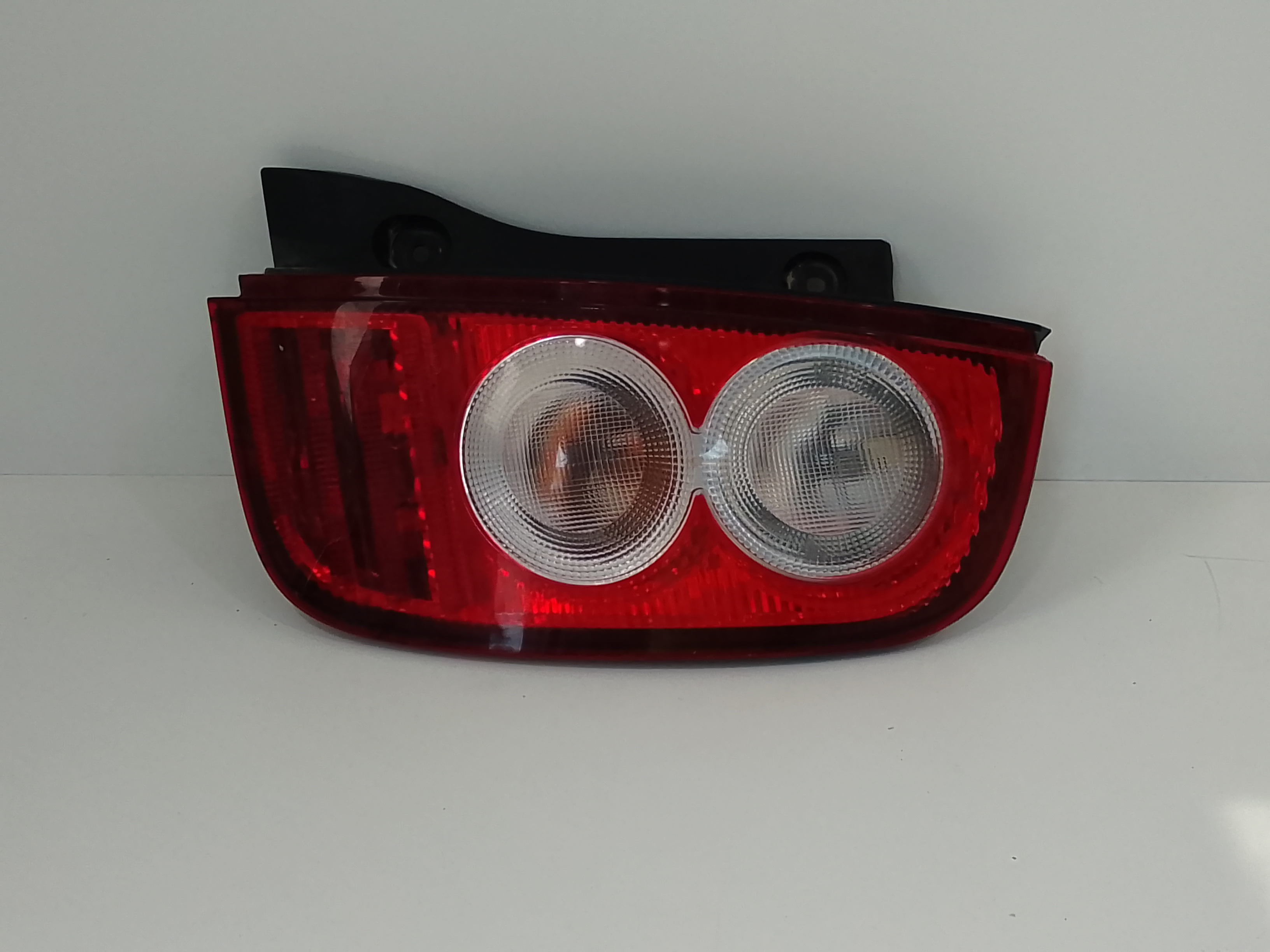 Fanale Post. Destro 26550AX720 Usato