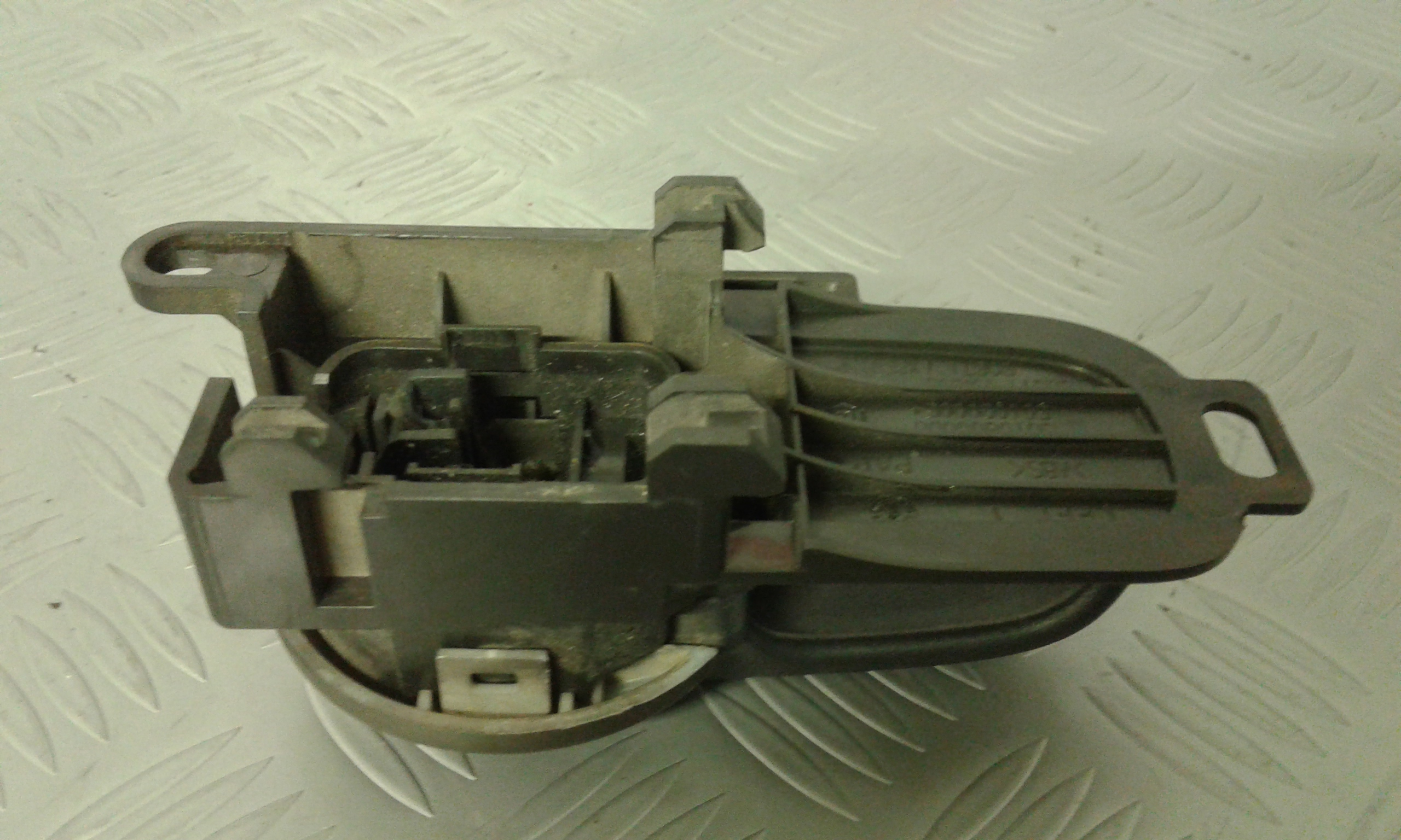 Maniglia Int. Apertura Porta Ant. Sinistro 80670AX603 Usato