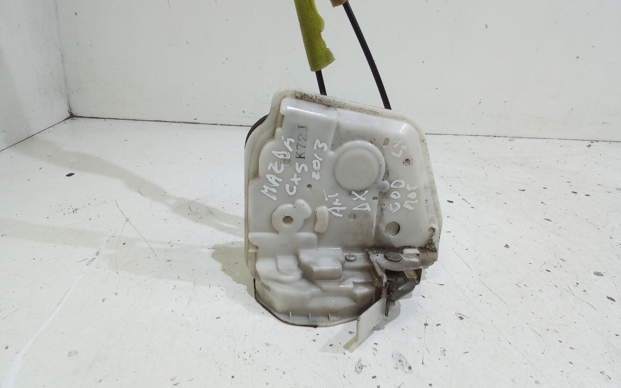 Serratura Porta Ant. Destro KD4758310 Usato