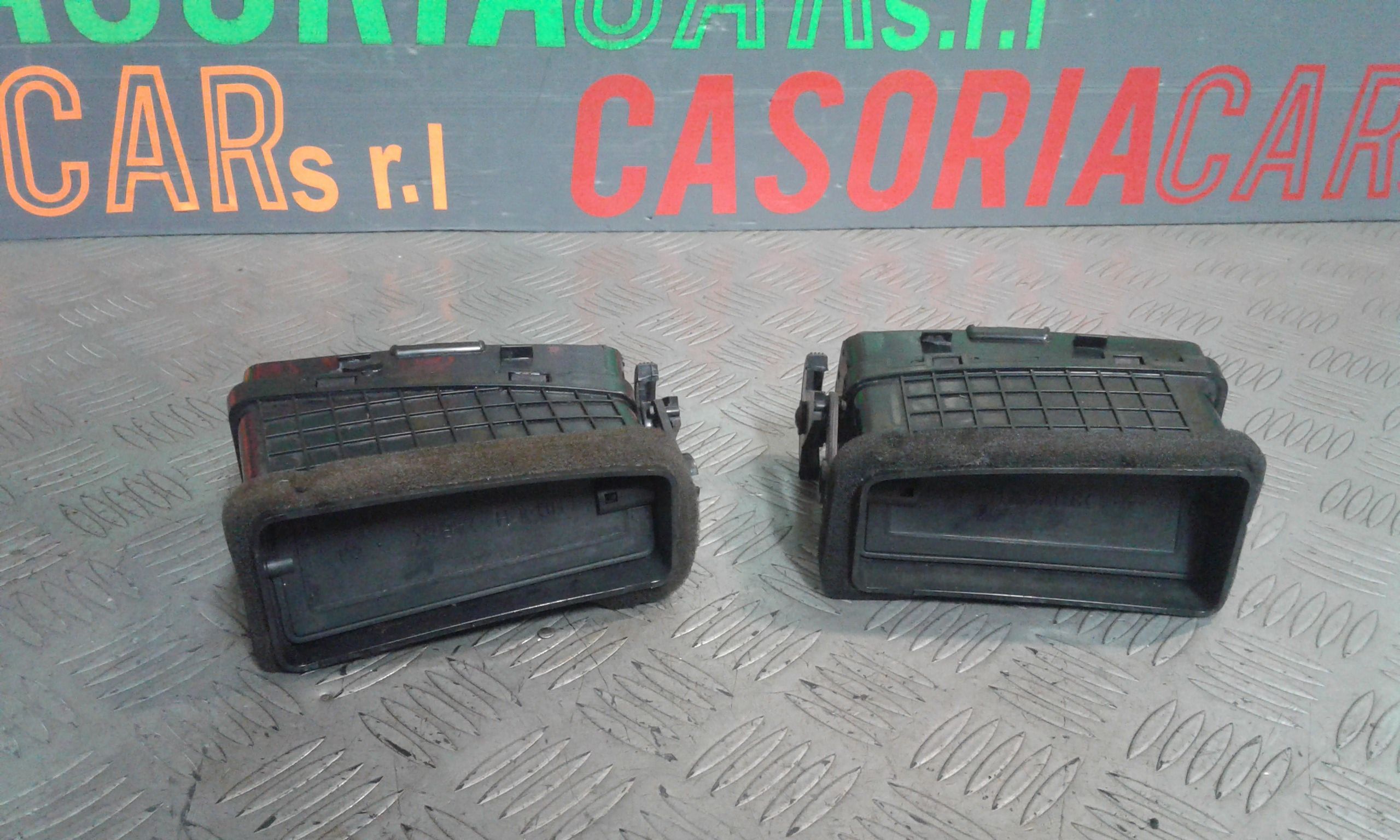 Condotto Aria Bocchette Centr. Sup. Cruscotto Usato