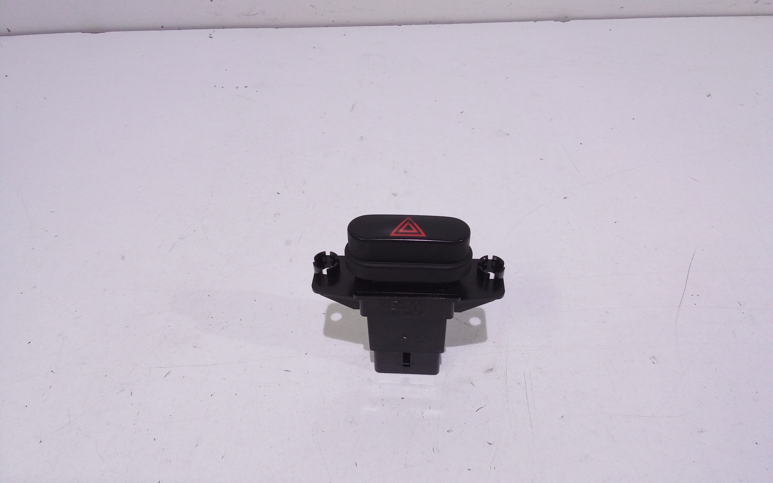 Interruttore Luci Emergenza 937900X2004X Usato