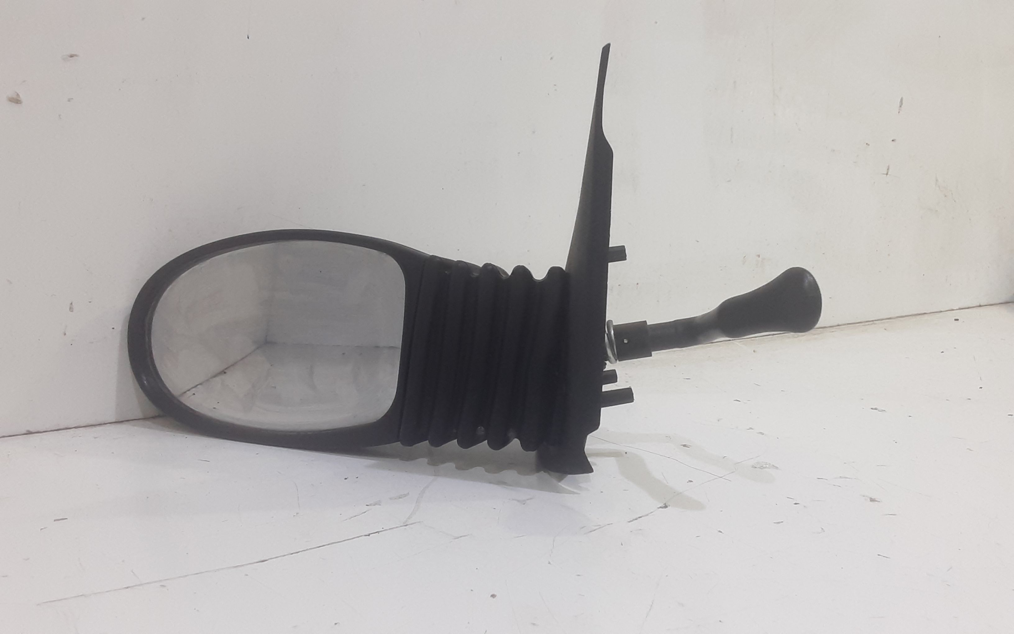 Retrovisore Est. Sinistro 735250514 Usato