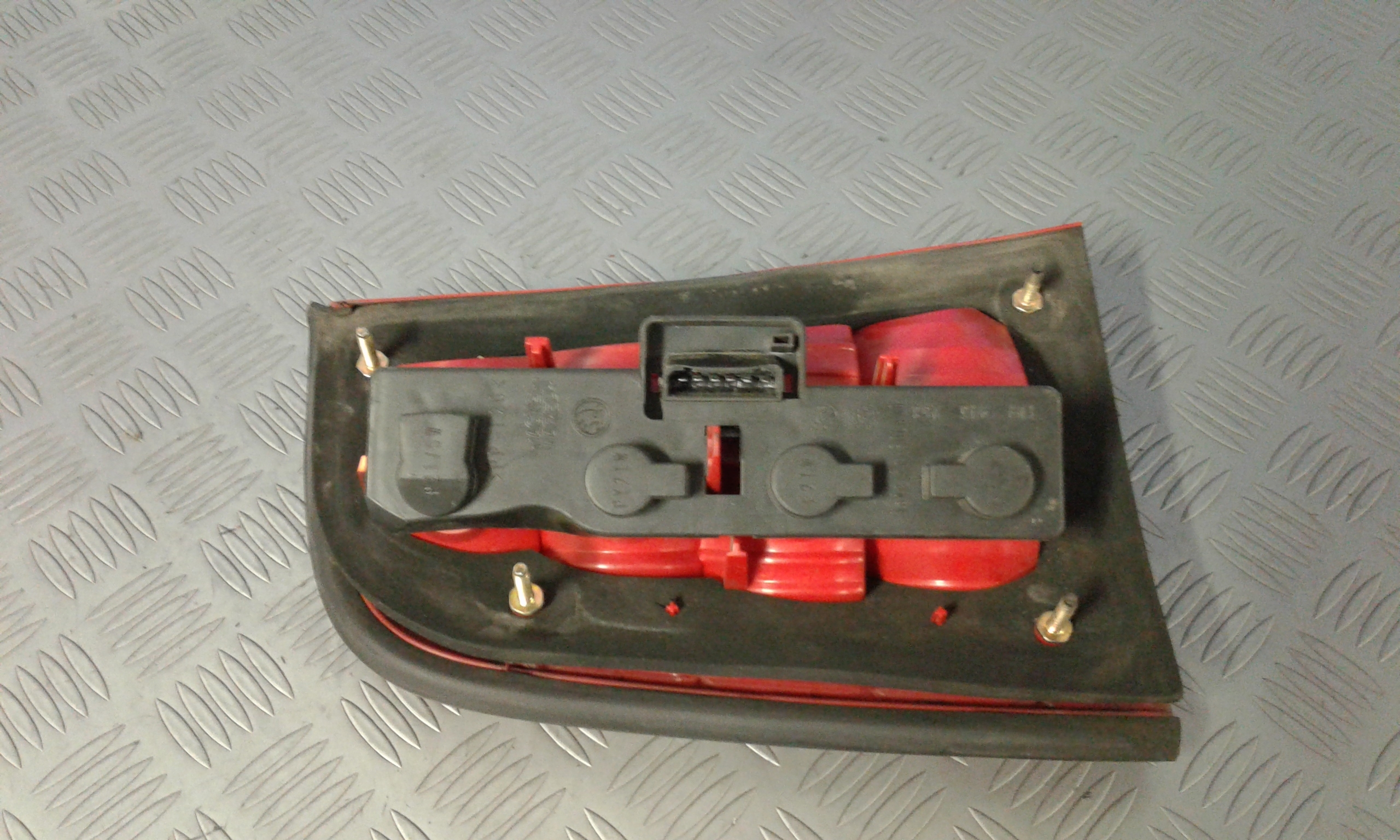 Fanale Post. Destro 1U6945112A Usato