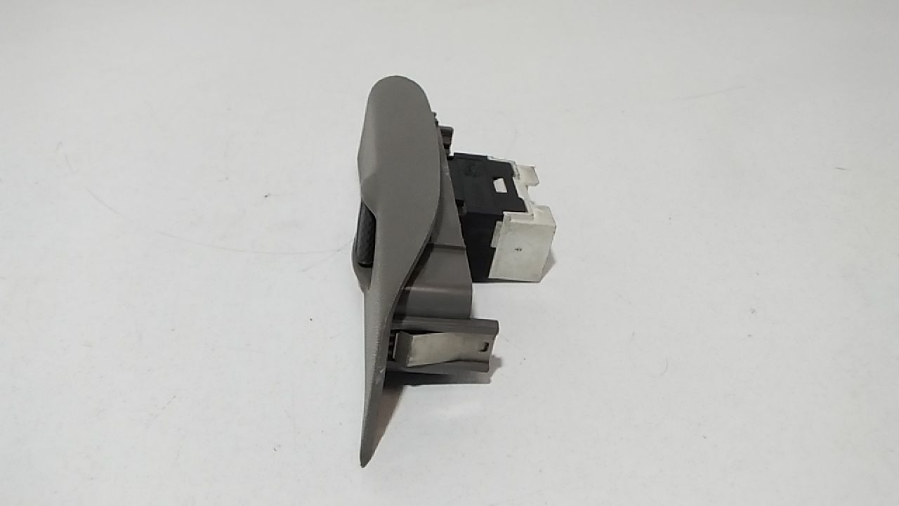 Interruttore Alzacristalli Porta Ant. Destro Usato