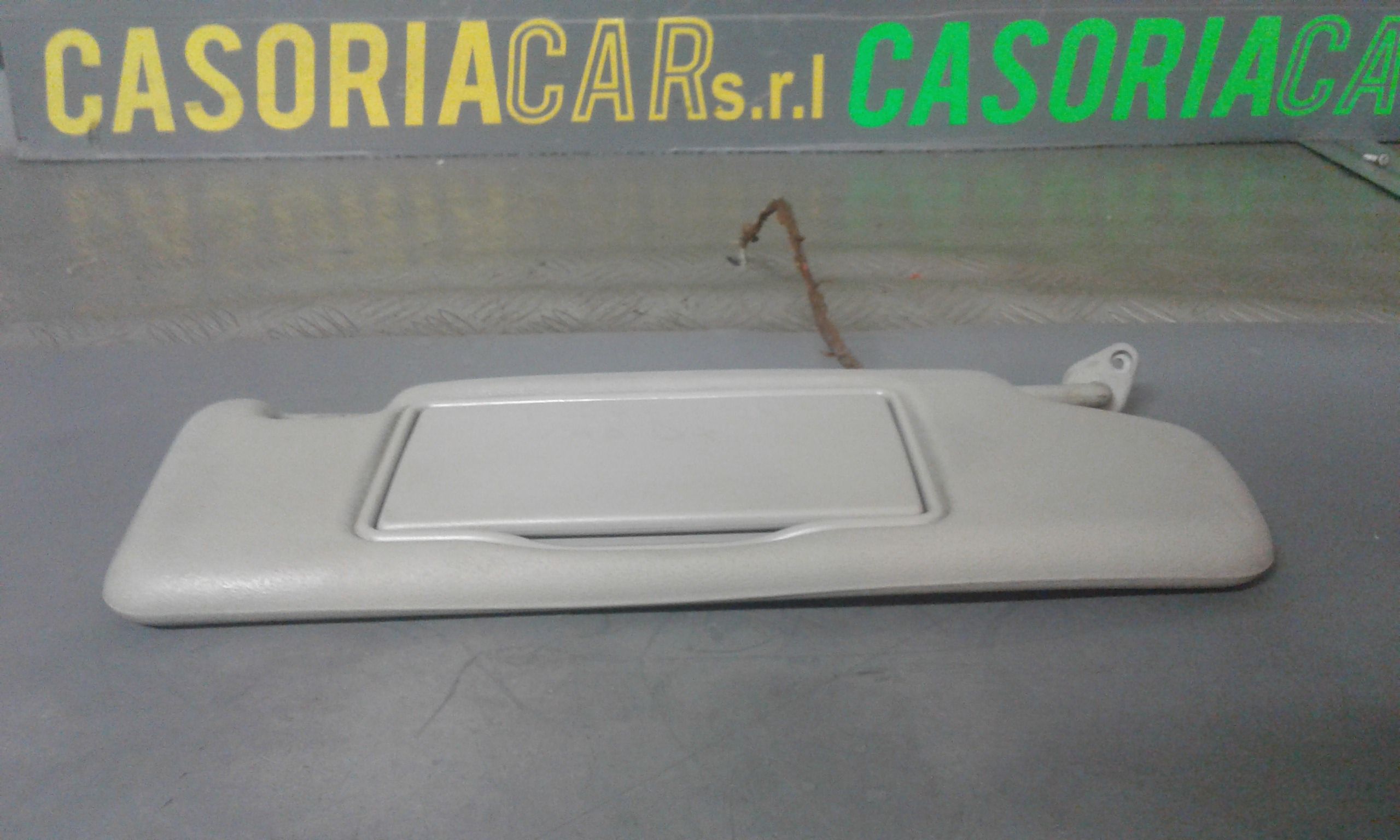 Aletta Parasole Parabrezza Destro Usato