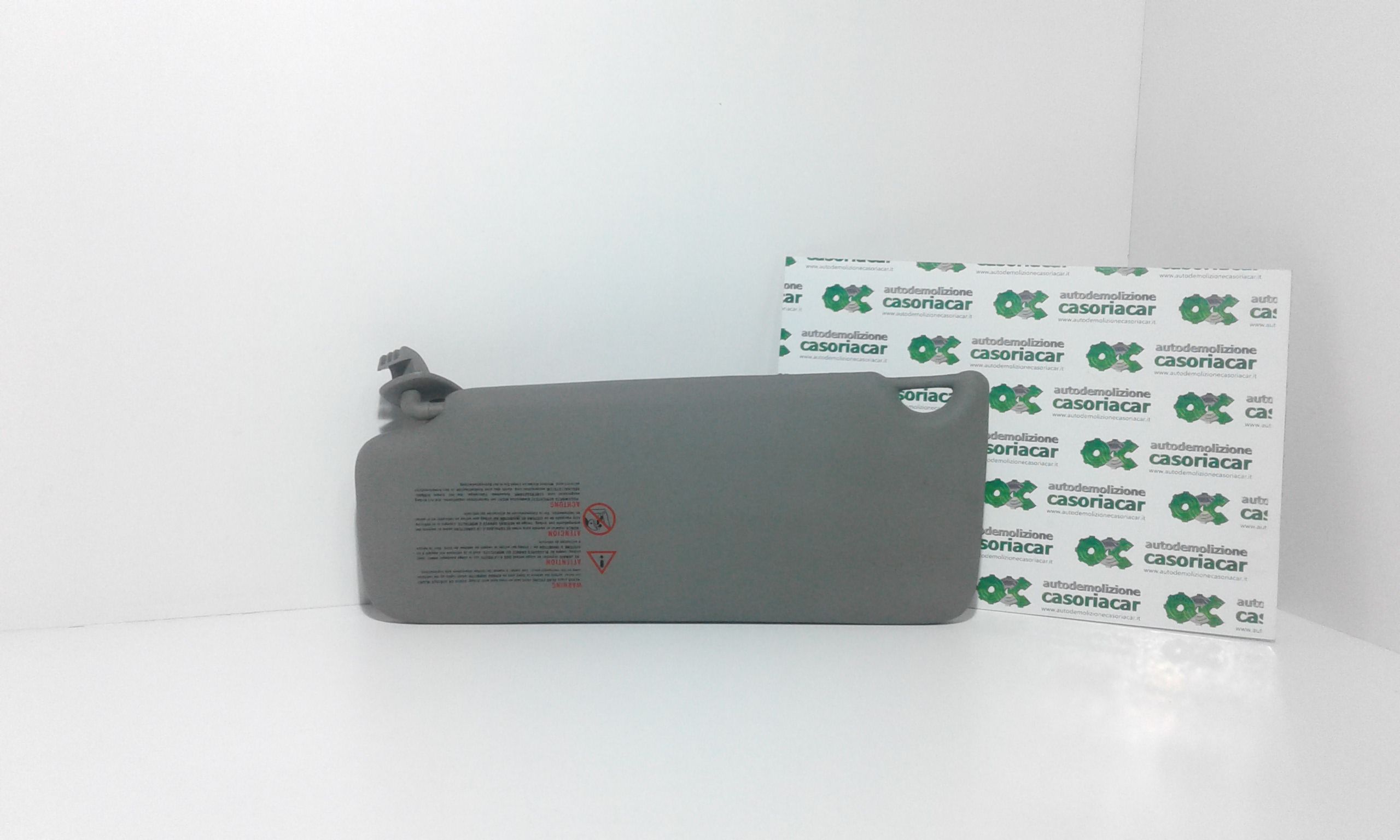 Aletta Parasole Parabrezza Destro 8200240038 Usato