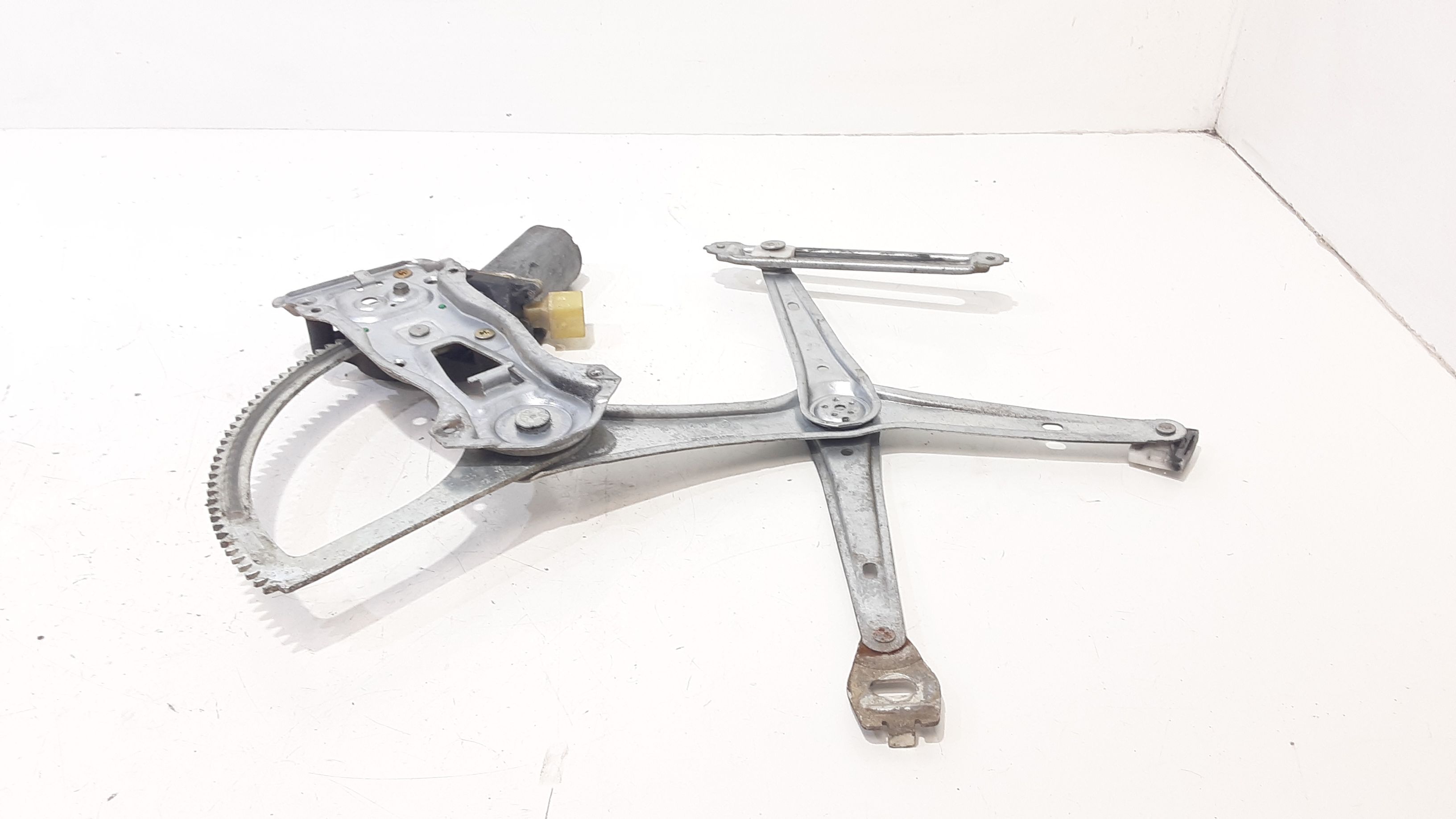 Alzacristallo Porta Ant. Sinistro Usato