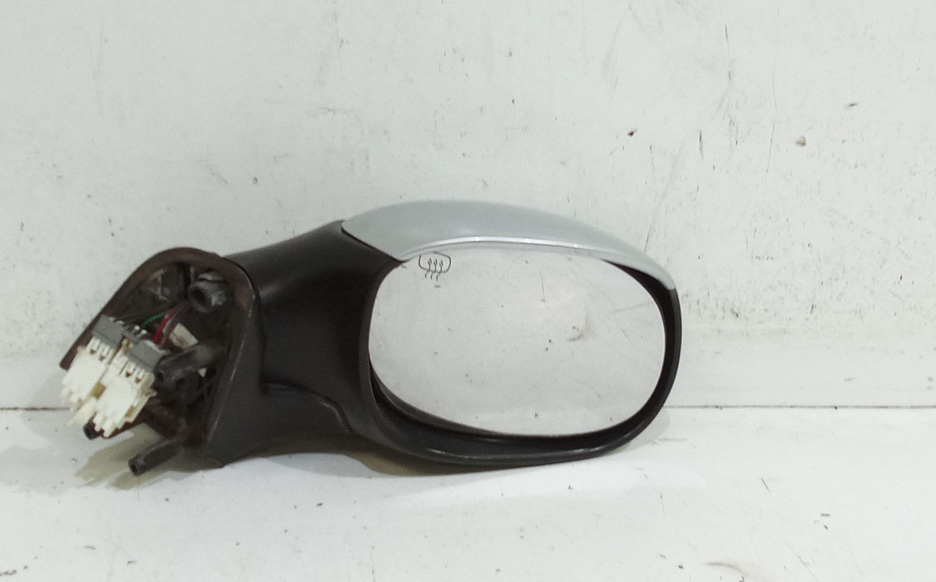 Retrovisore Est. Destro 8149FH Usato