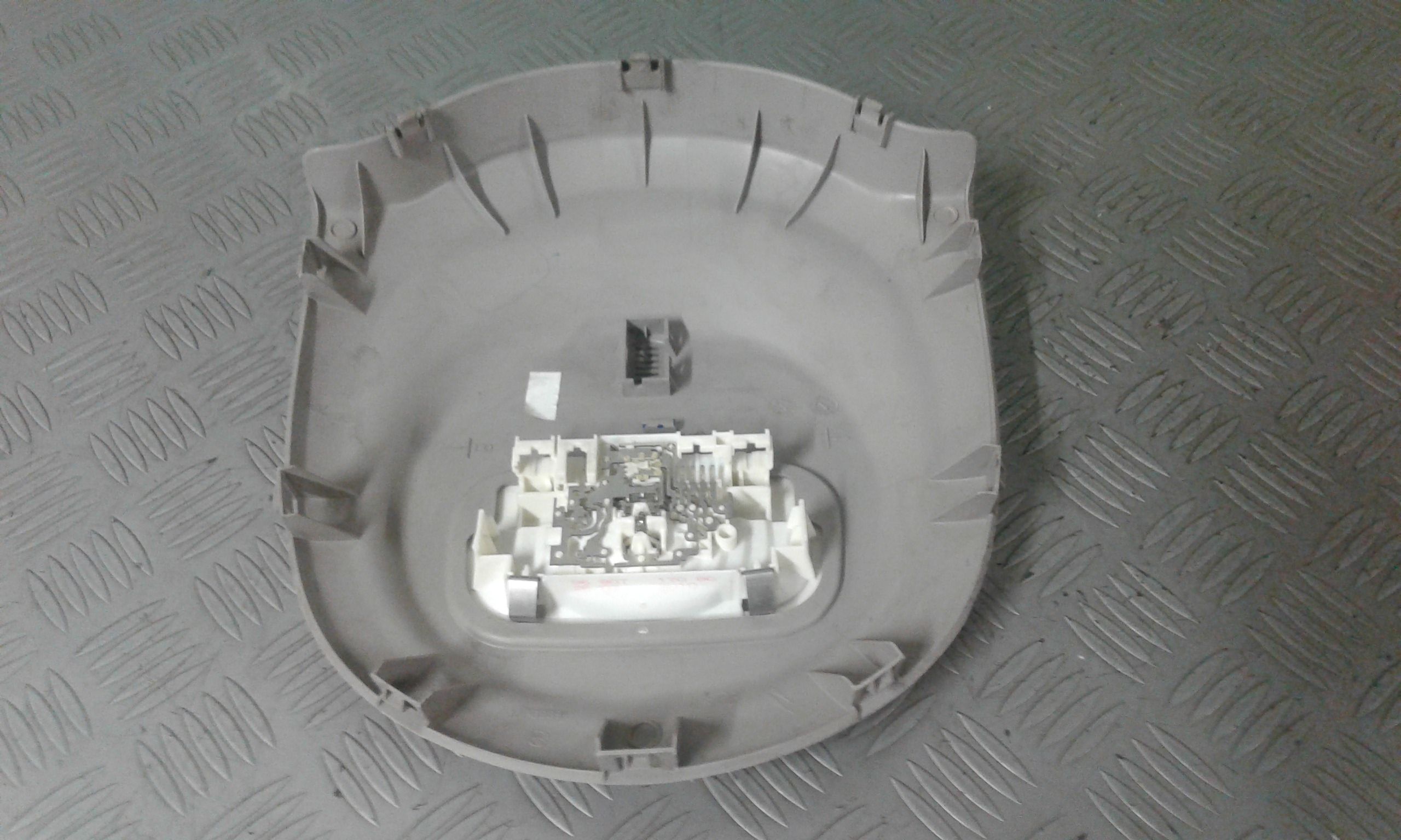 Luce Cortesia Ant. Tetto Usato