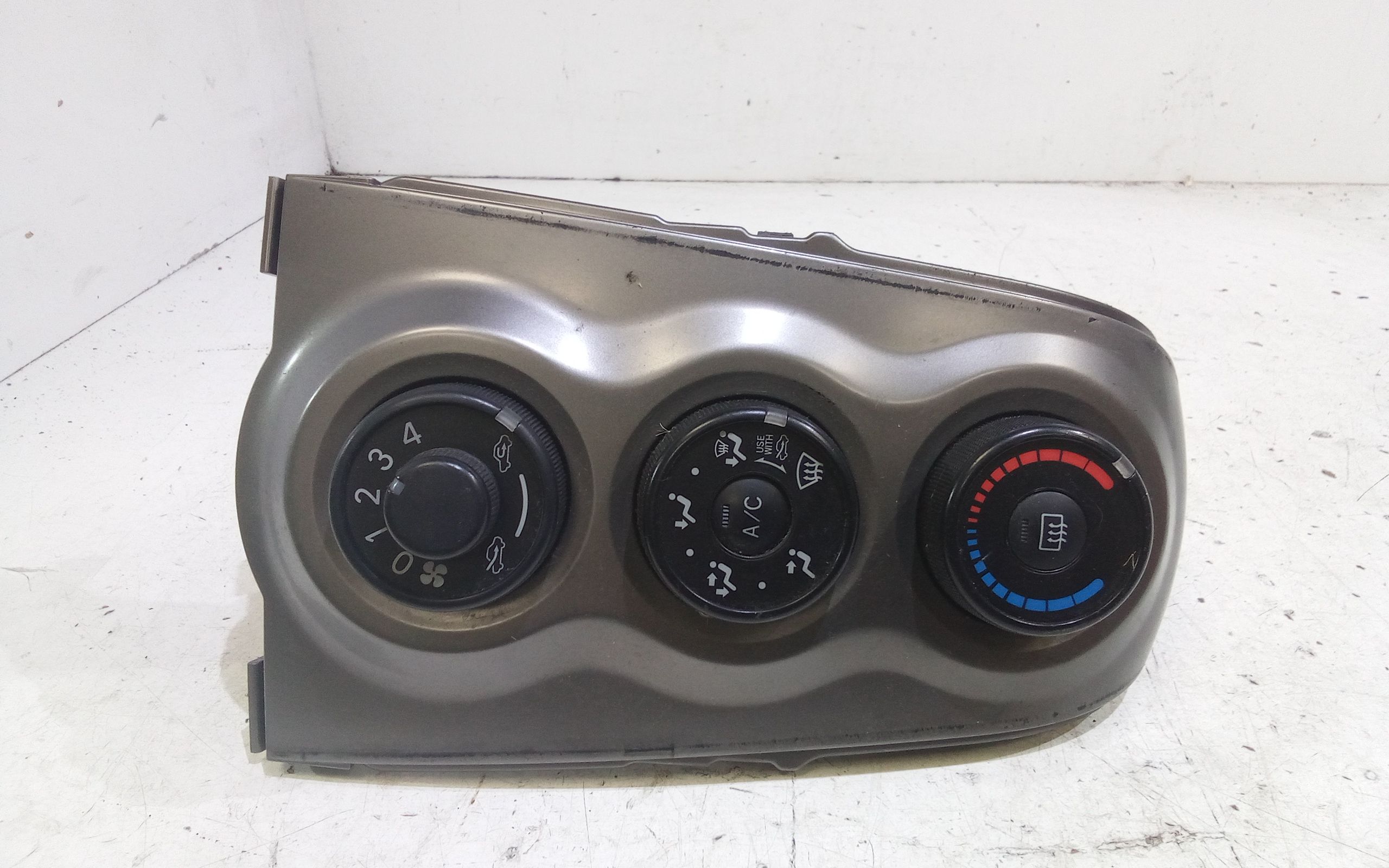 Blocco Comando Climatizzazione 5590052490B0 Usato