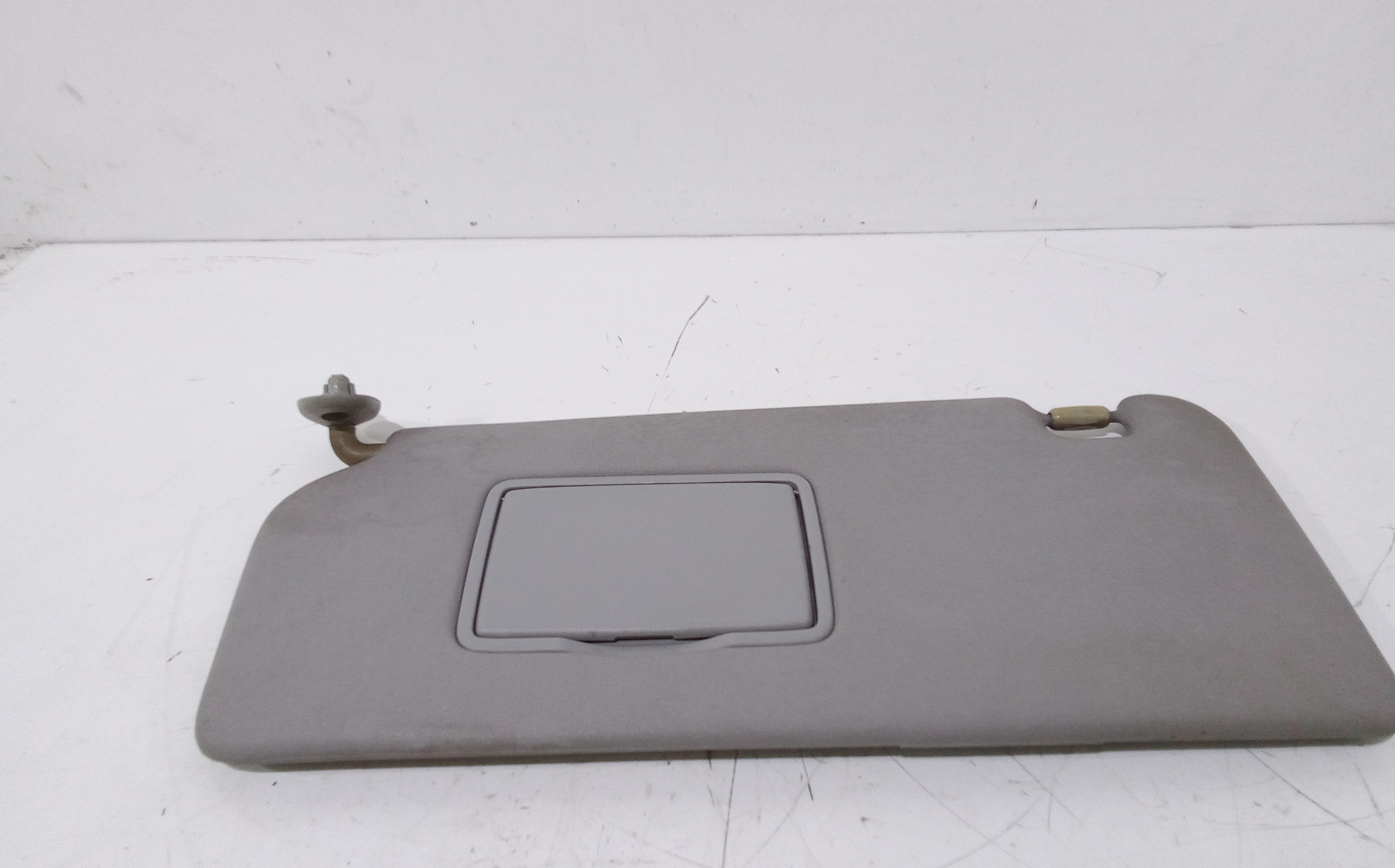 Aletta Parasole Parabrezza Sinistro 83280SAAG41ZA Usato