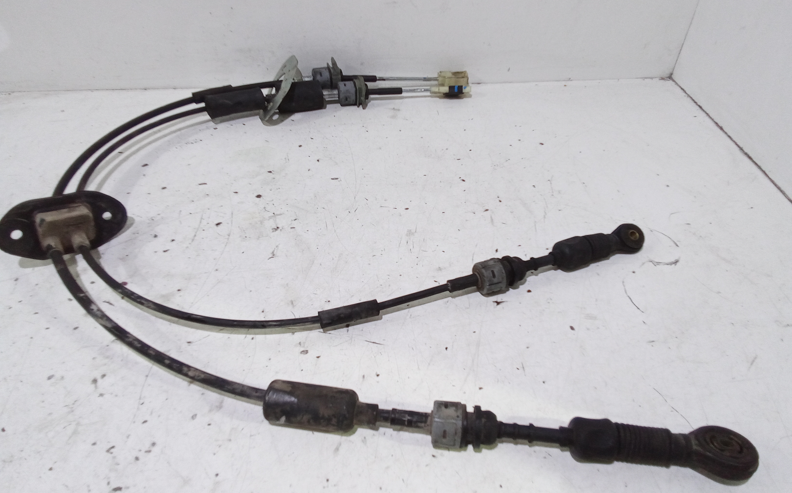 Kit Cavi Comando Leva Cambio 437942Y100 Usato