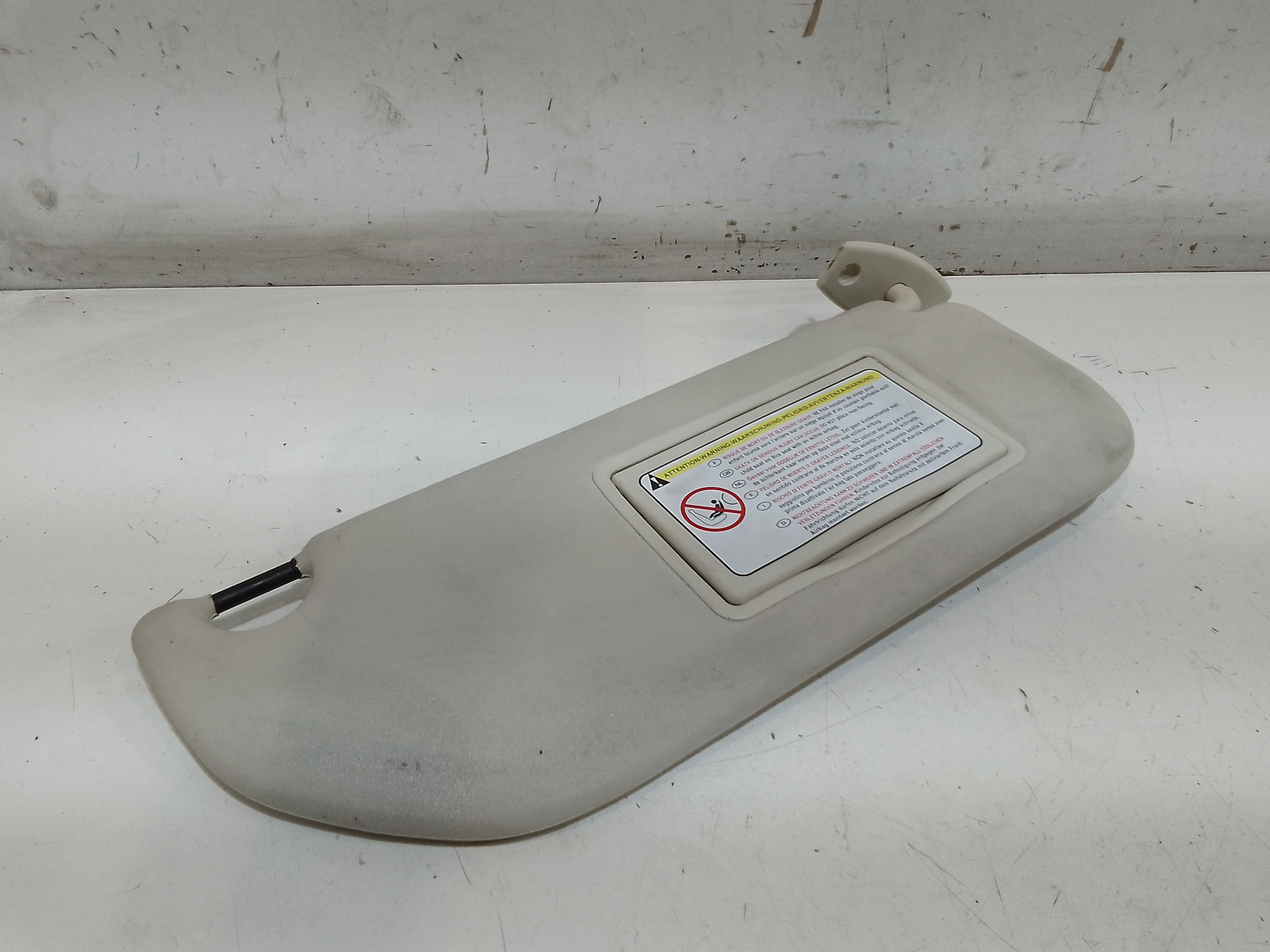 Aletta Parasole Parabrezza Destro Usato