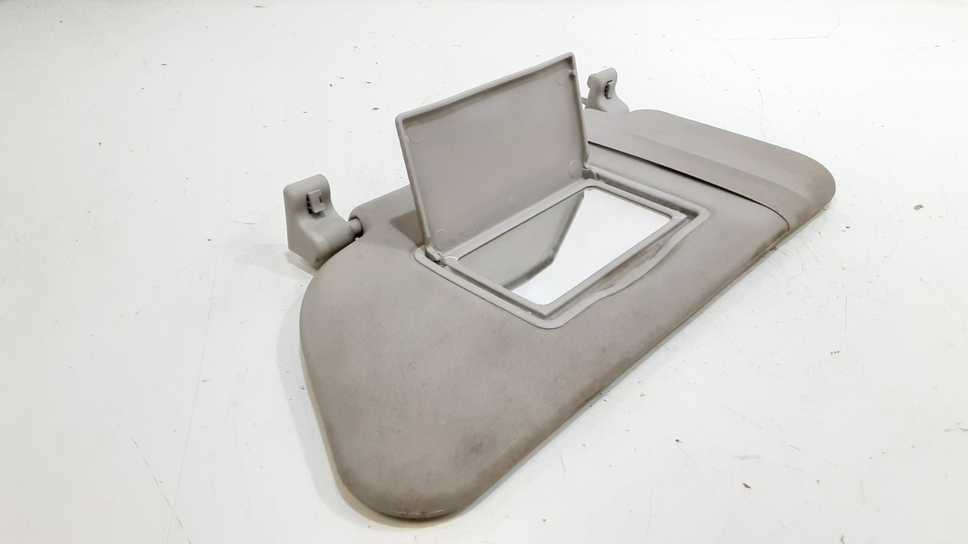 Aletta Parasole Parabrezza Sinistro Usato