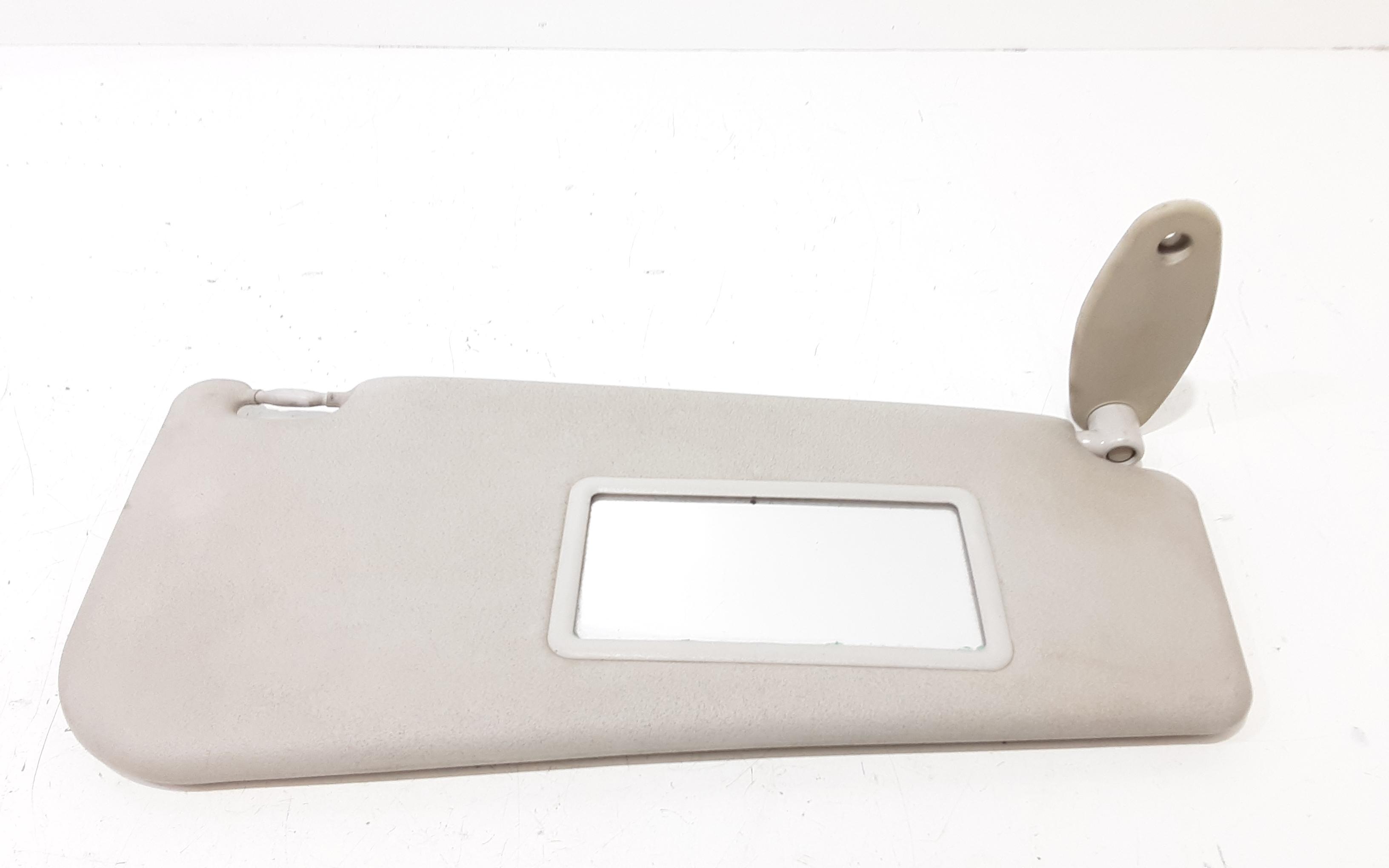 Aletta Parasole Parabrezza Destro 735367821 Usato