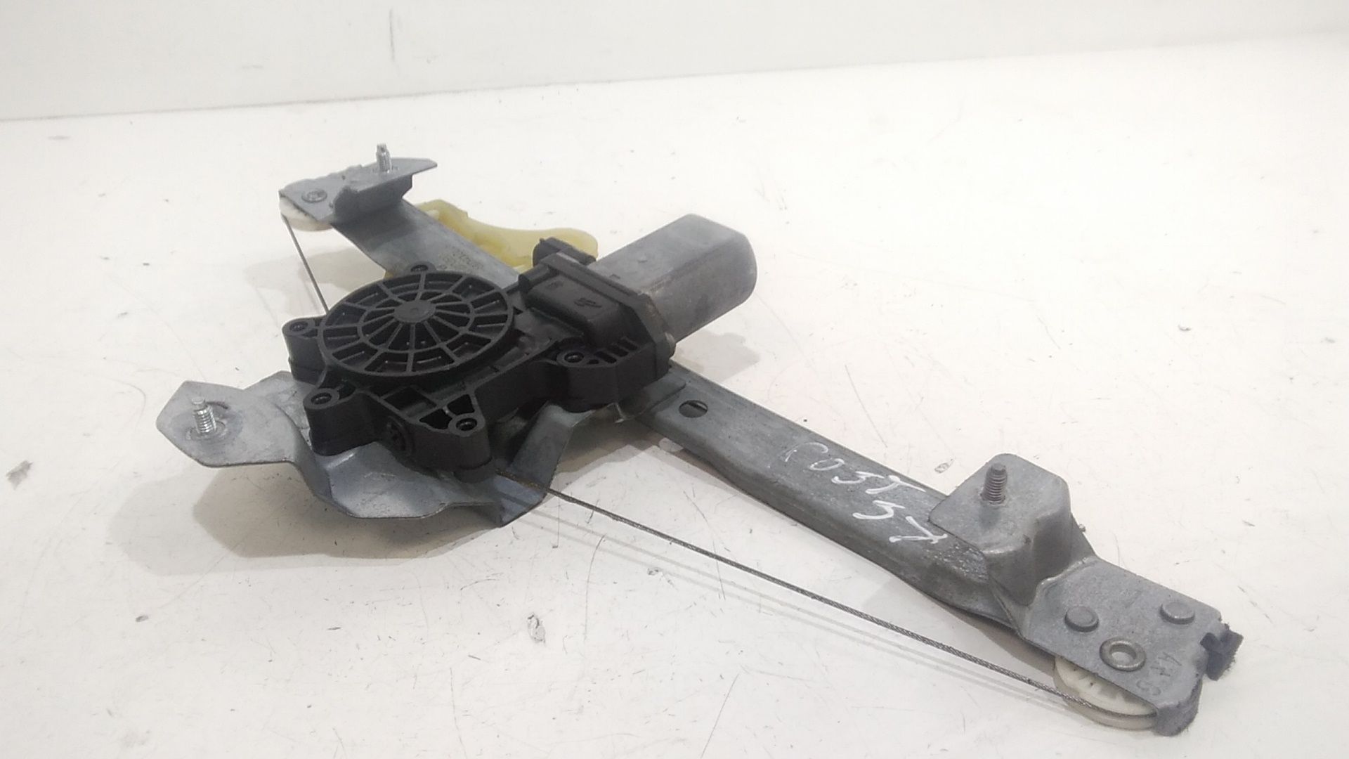 Alzacristallo Porta Post. Sinistro 827013204R Usato