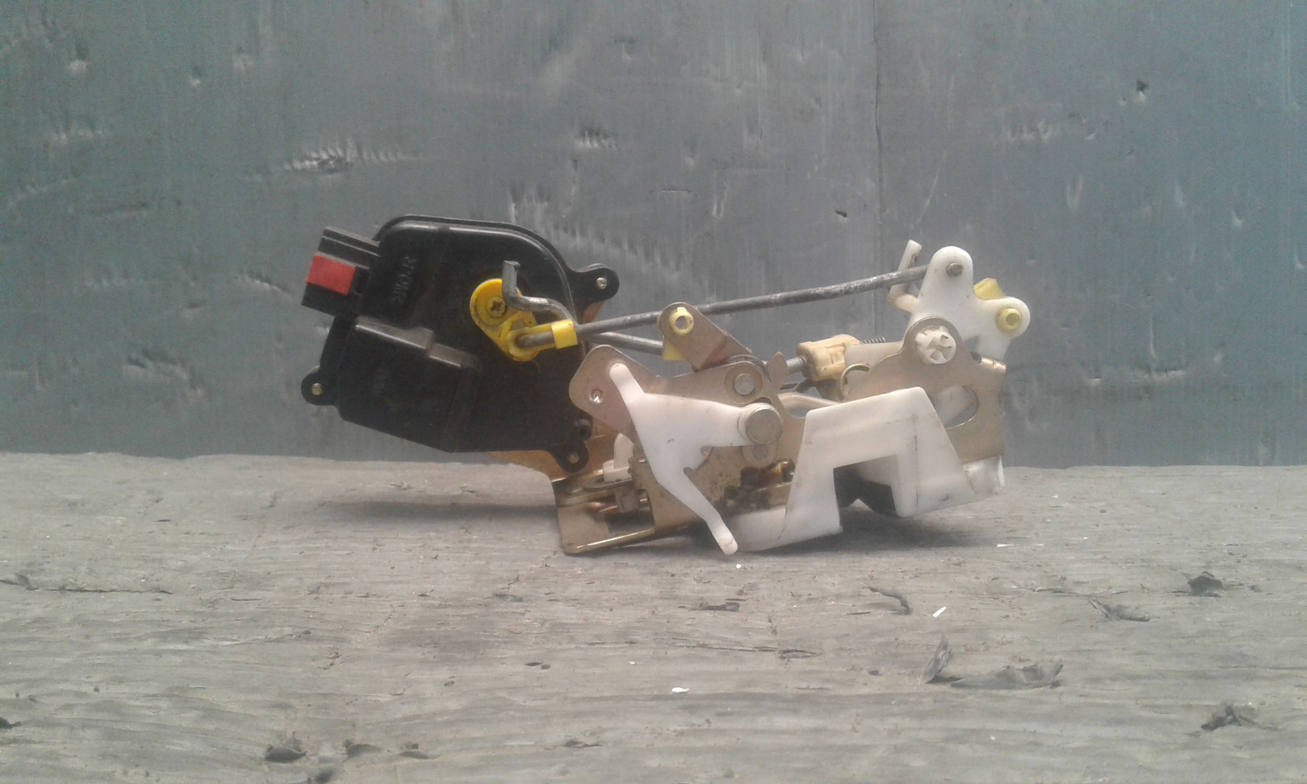 Serratura Porta Post. Destro 96601455 Usato