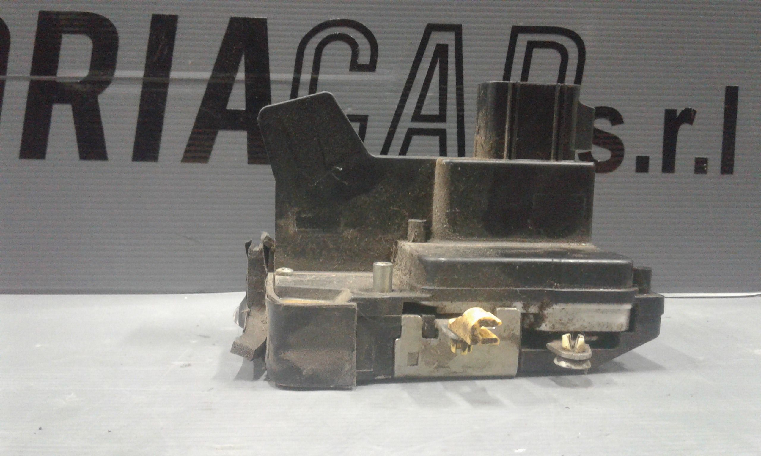 Serratura Porta Ant. Destro 1372461 Usato