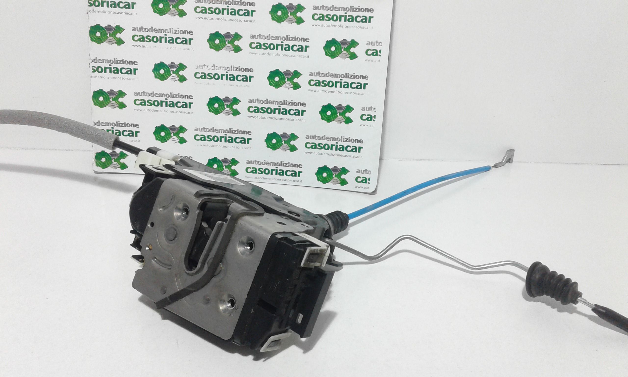 Serratura Porta Ant. Destro A1667200435 Usato