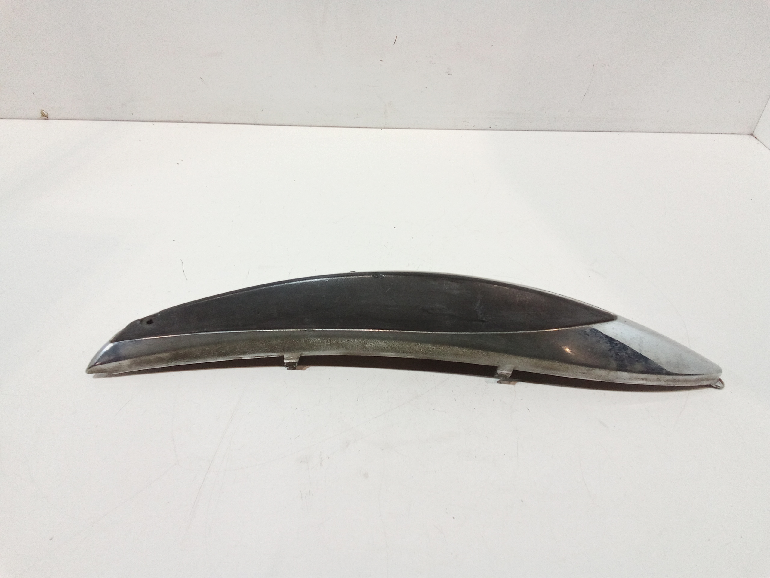 Modanatura Carena Posteriore Dx Usato
