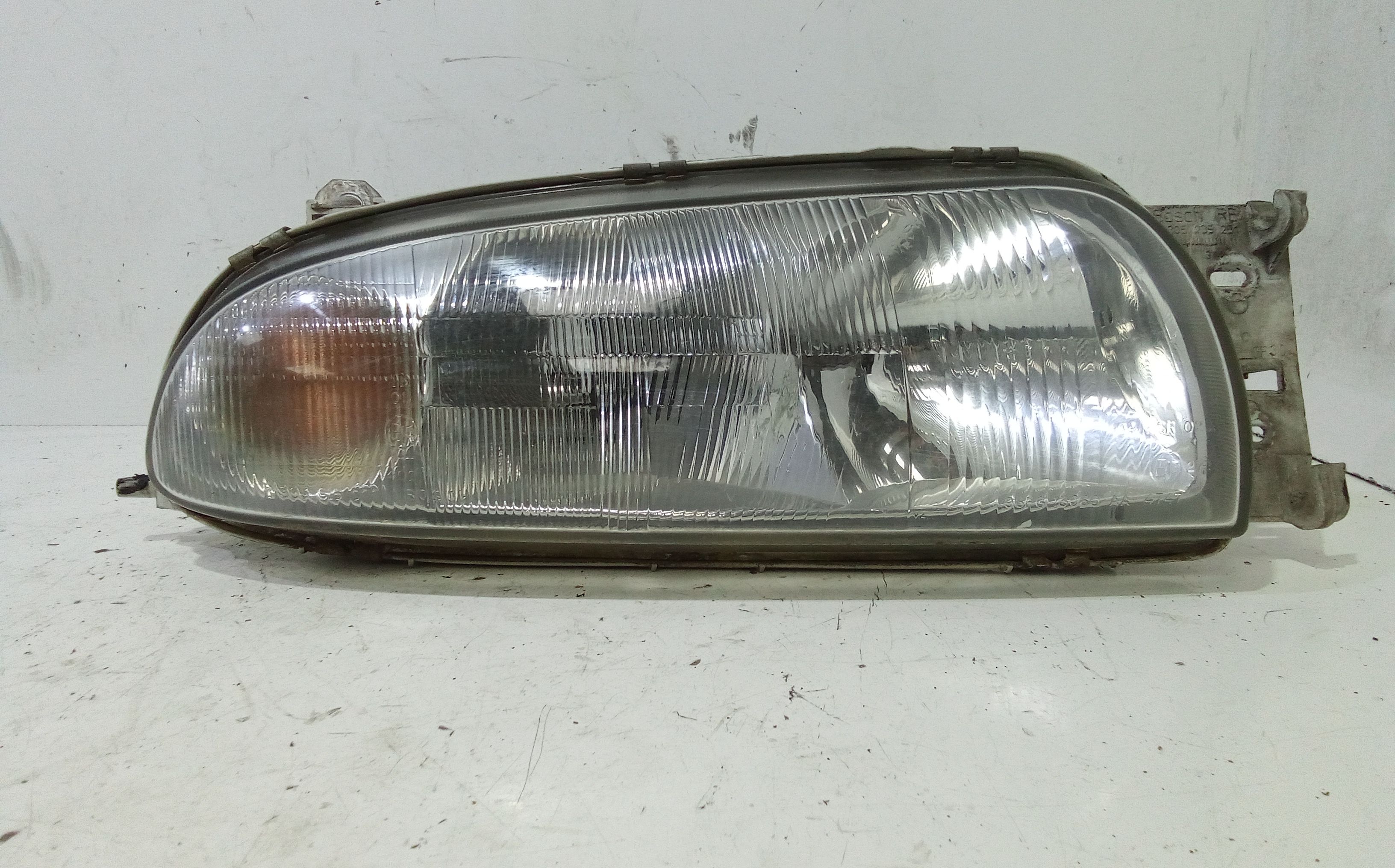 Proiettore Destro 1042630 Usato