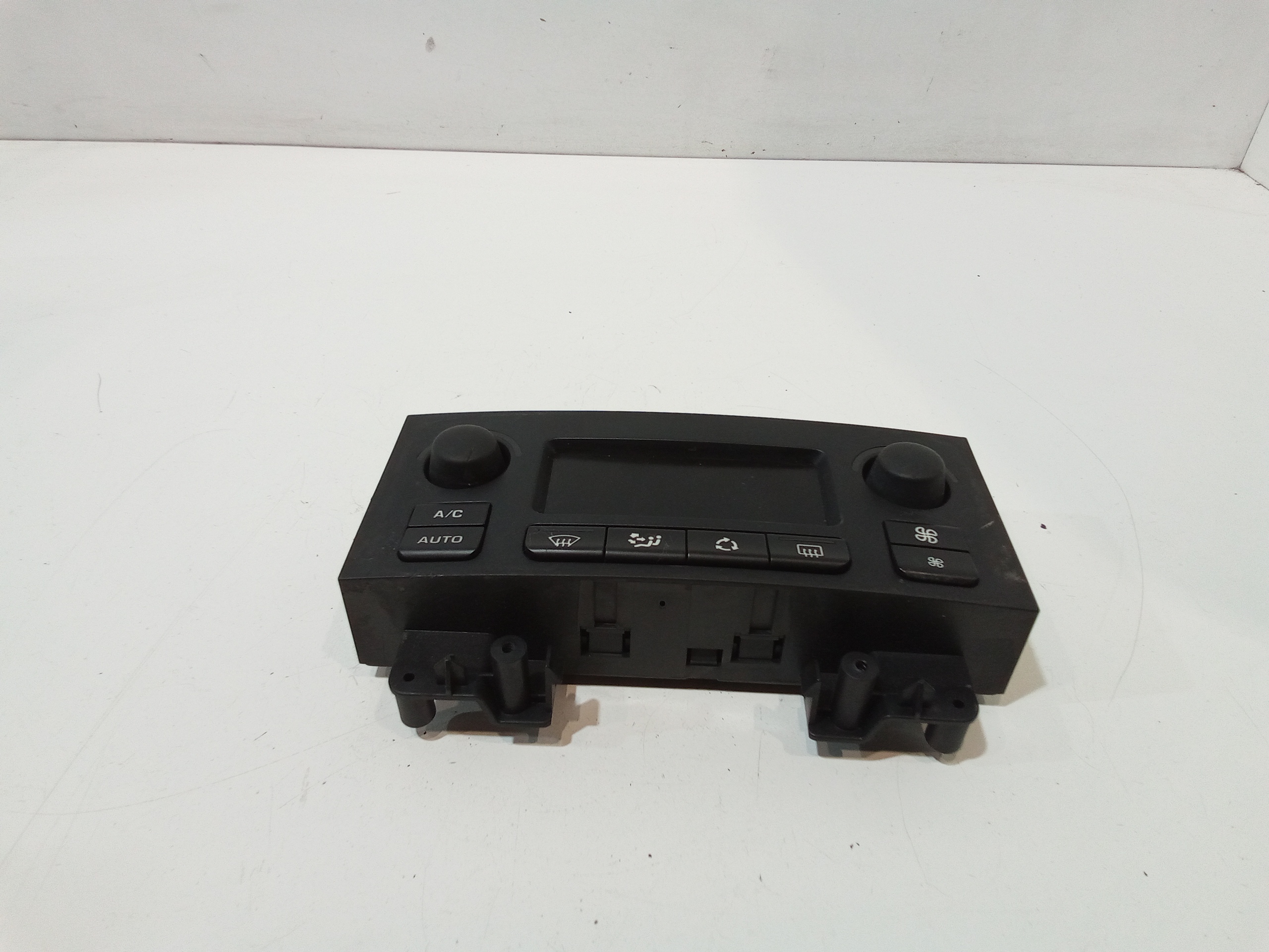 Blocco Comando Climatizzazione 6451JP Usato