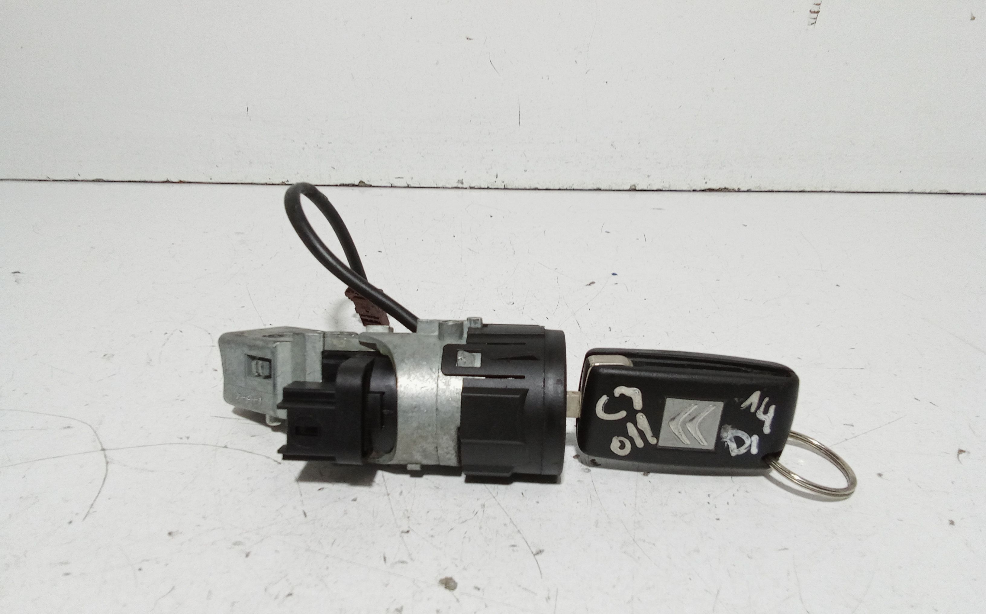 Commutatore Avviamento Con Cilindretti Serrature Usato