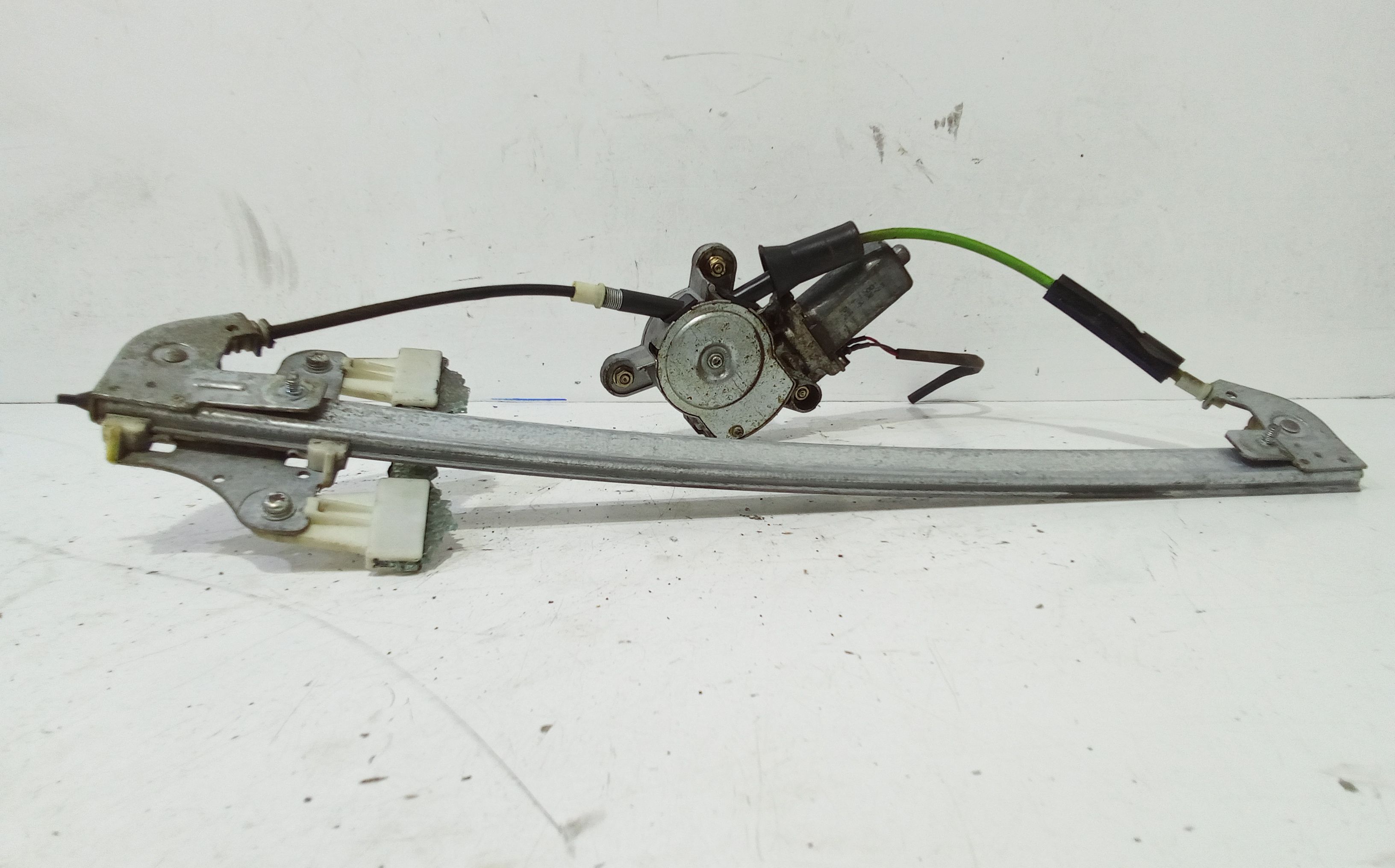 Alzacristallo Porta Ant. Destro 9206363 Usato