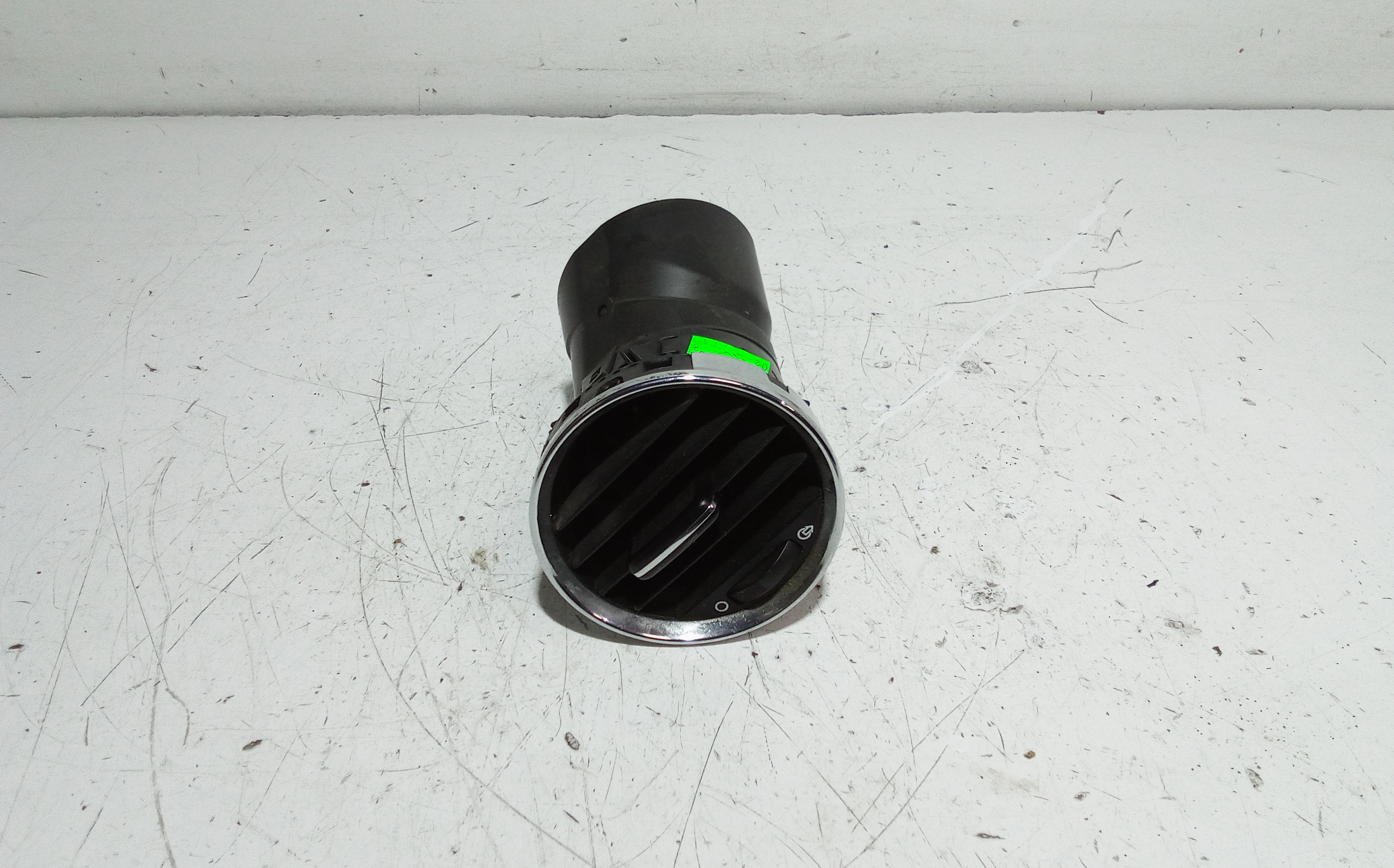 Condotto Aria Bocchette Lat. Cruscotto Sinistro 8231JV Usato