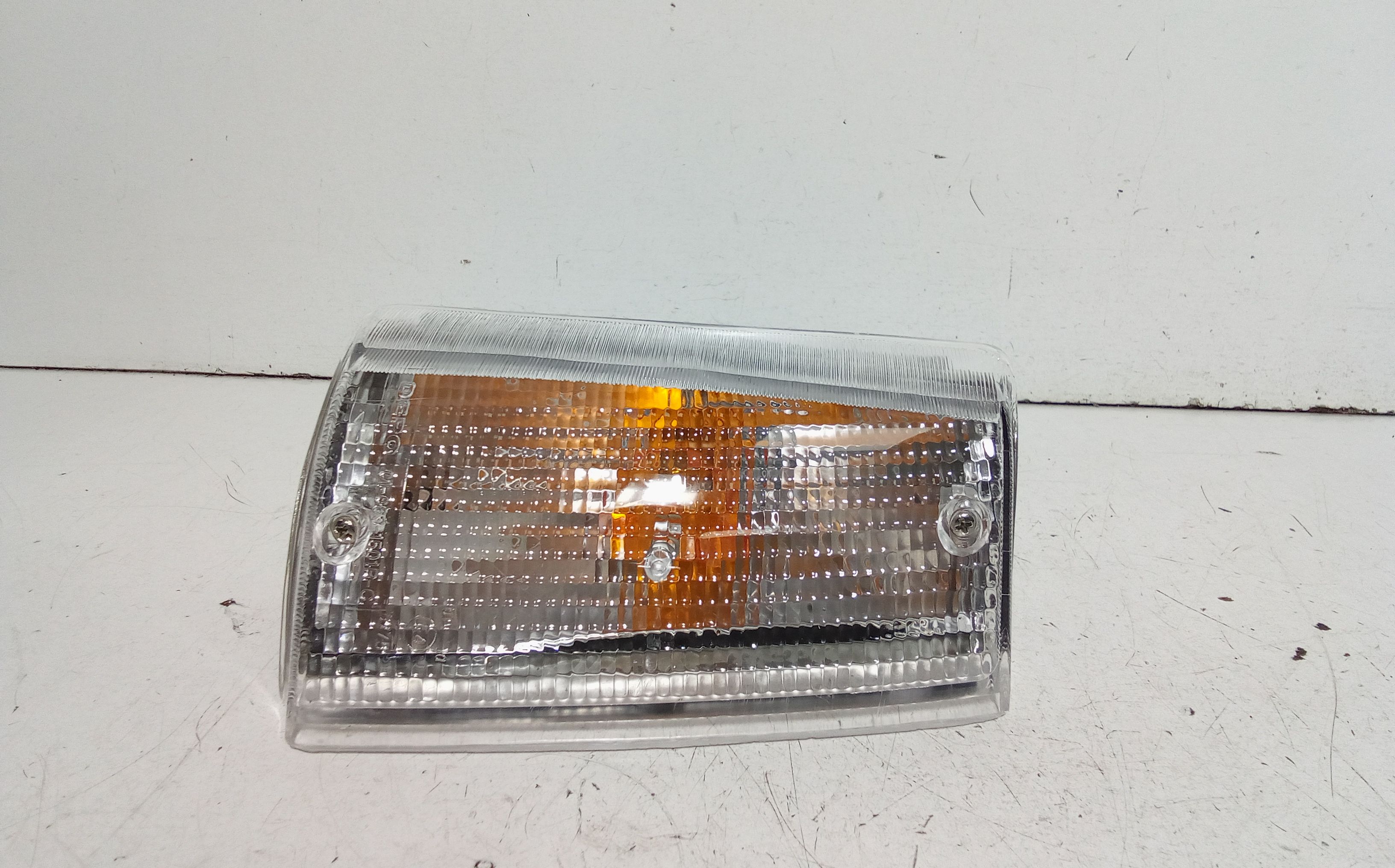 Lampada Direzione Ant. Destro Usato