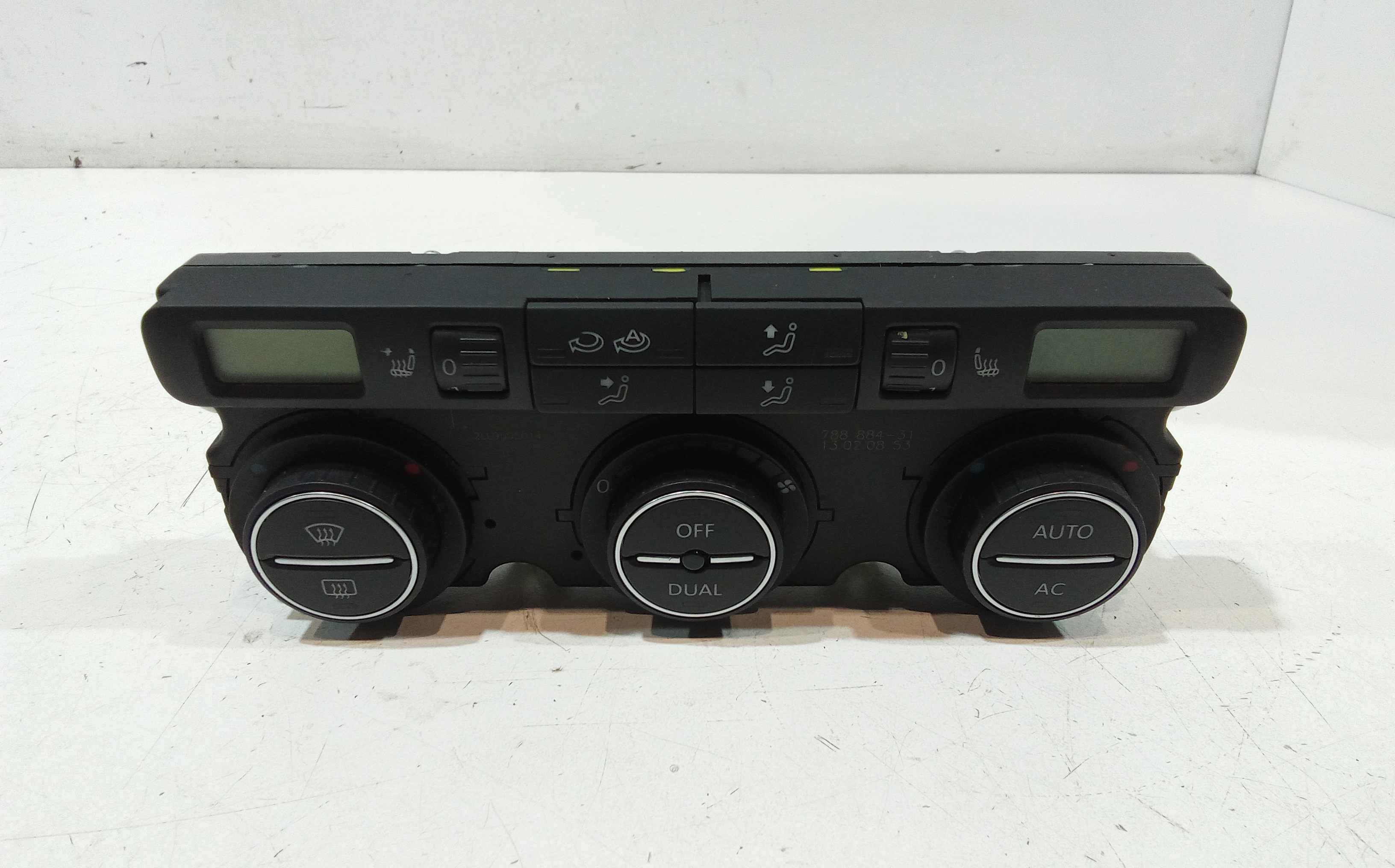 Blocco Comando Climatizzazione 1K0907044BM Usato