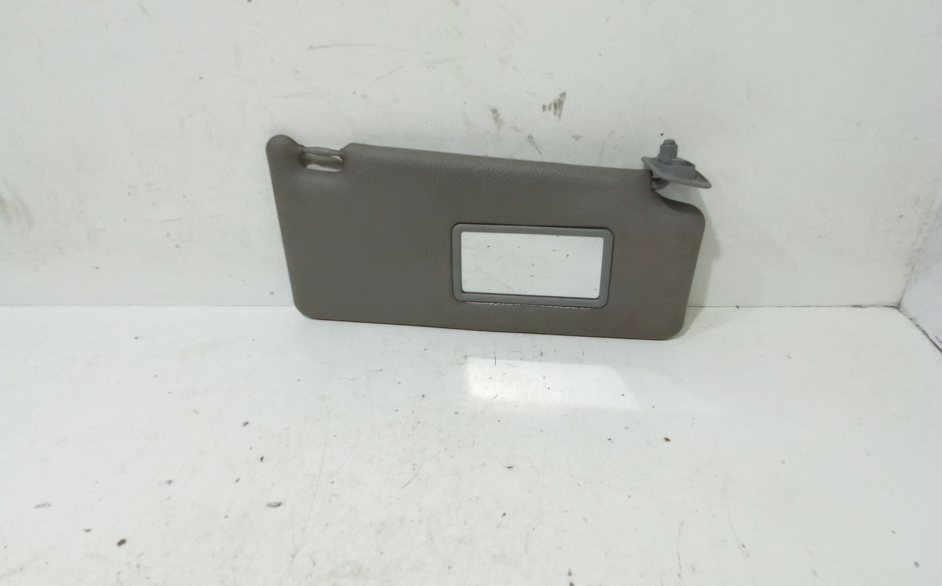 Aletta Parasole Parabrezza Destro Usato