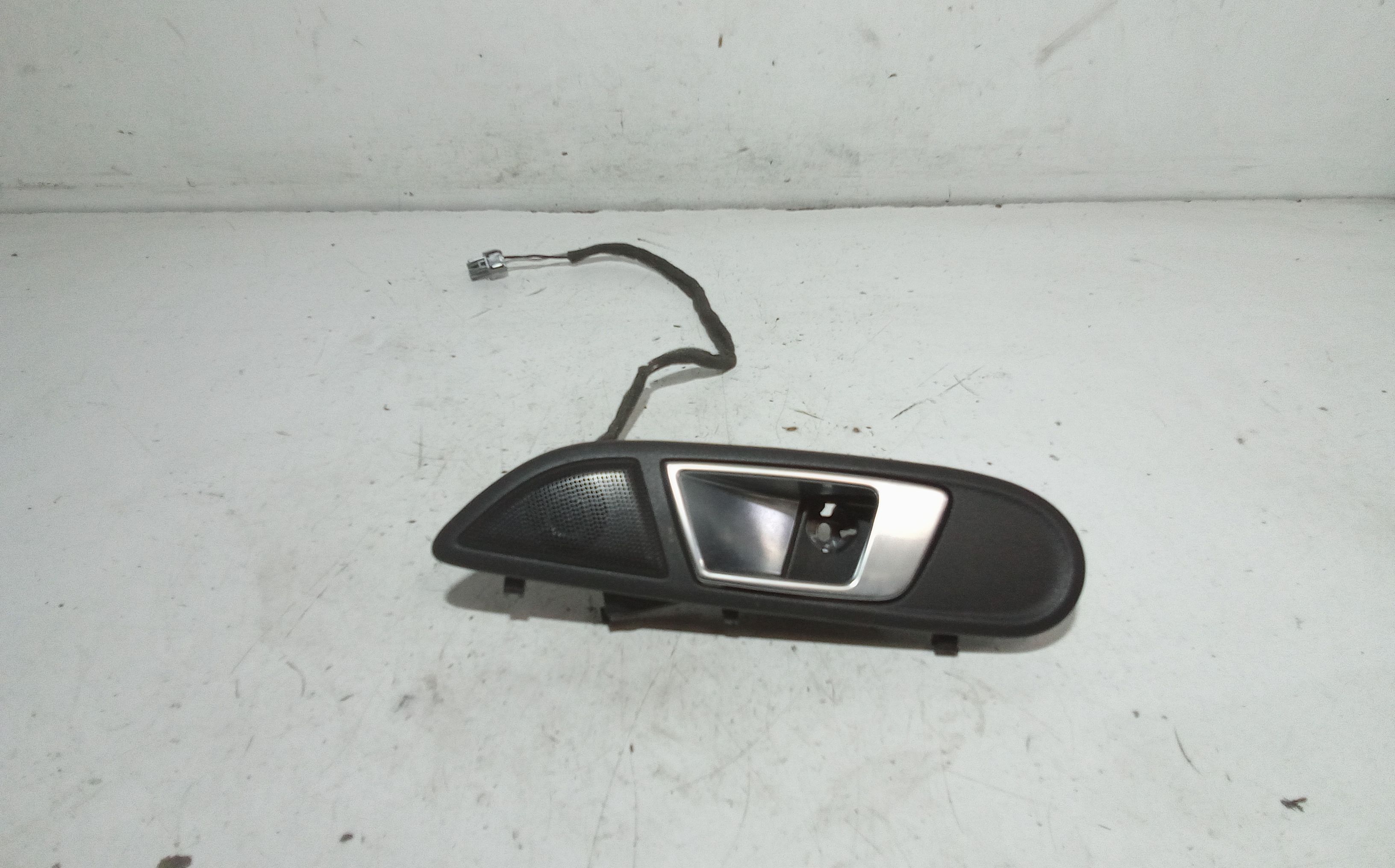 Maniglia Int. Apertura Porta Ant. Sinistro 1579323 Usato