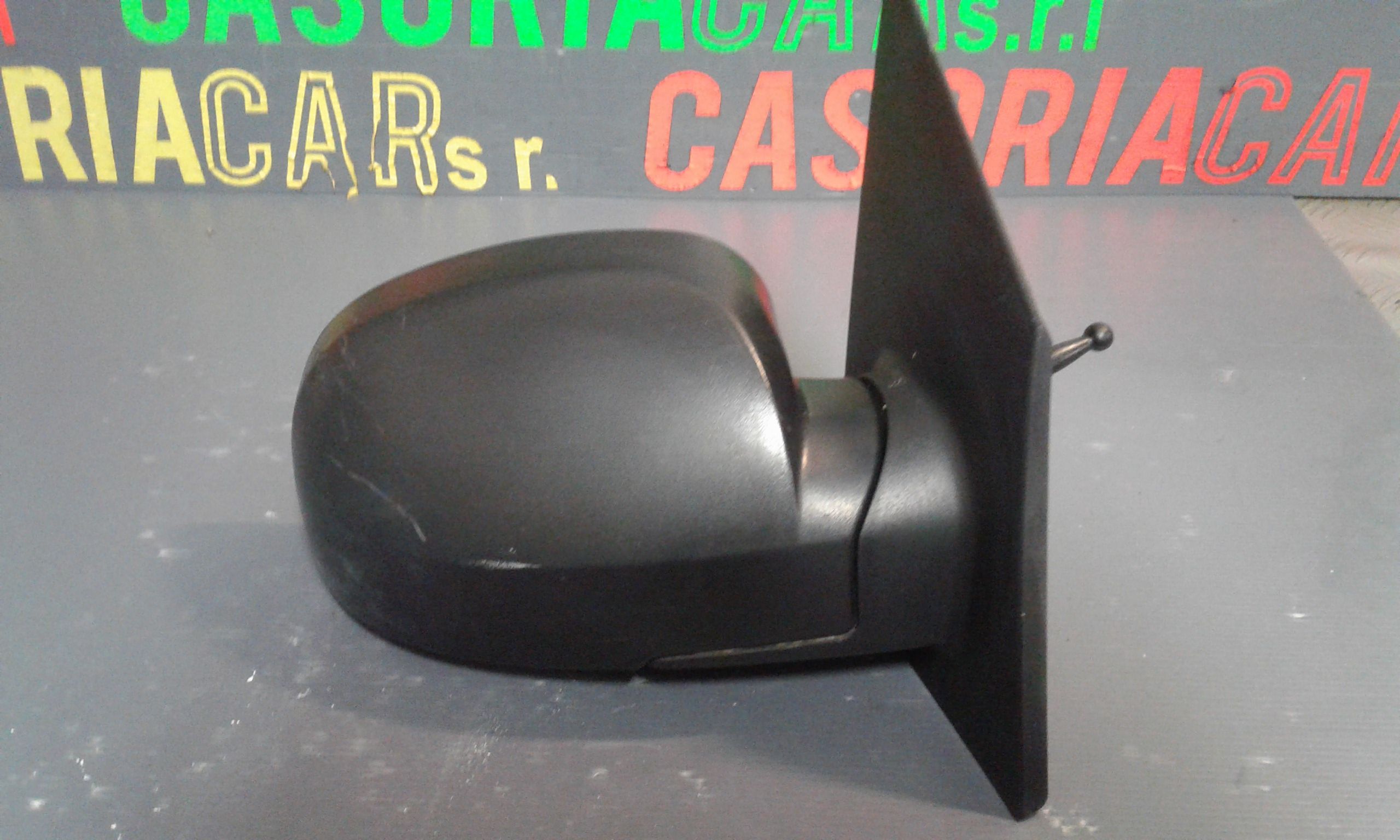 Retrovisore Est. Destro 876201C200 Usato