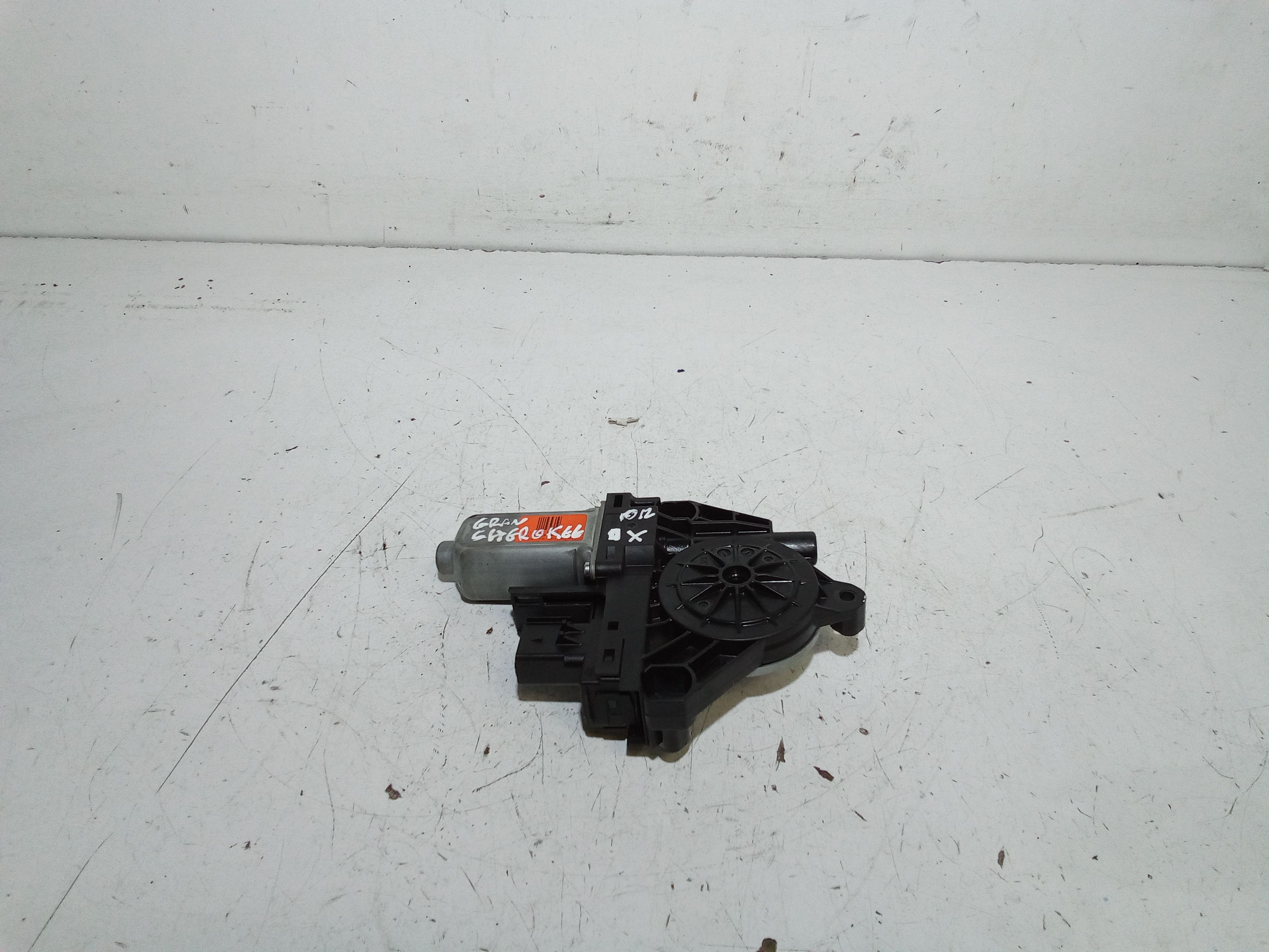 Motorino Alzacristallo Porta Ant. Destro K68079282AB Usato