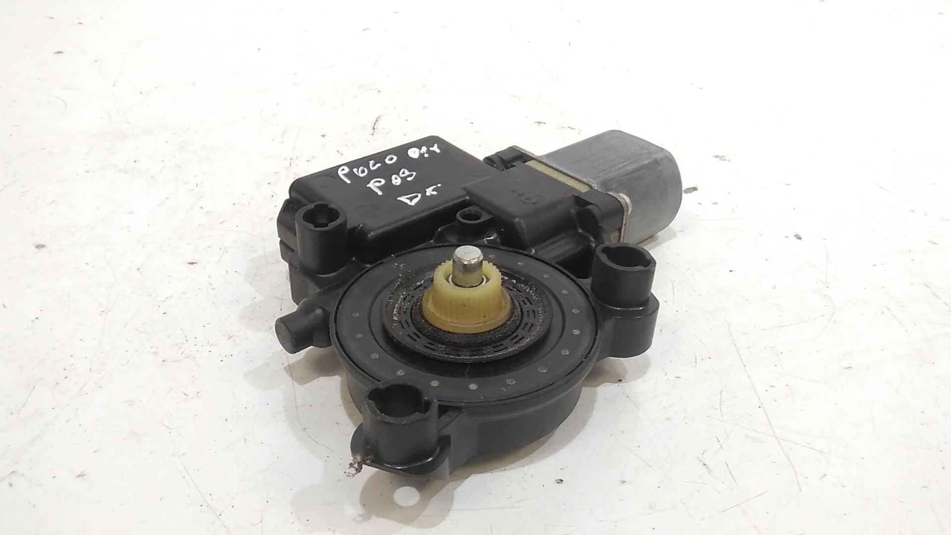 Motorino Alzacristallo Porta Post. Destro 6R0959812NZ04 Usato