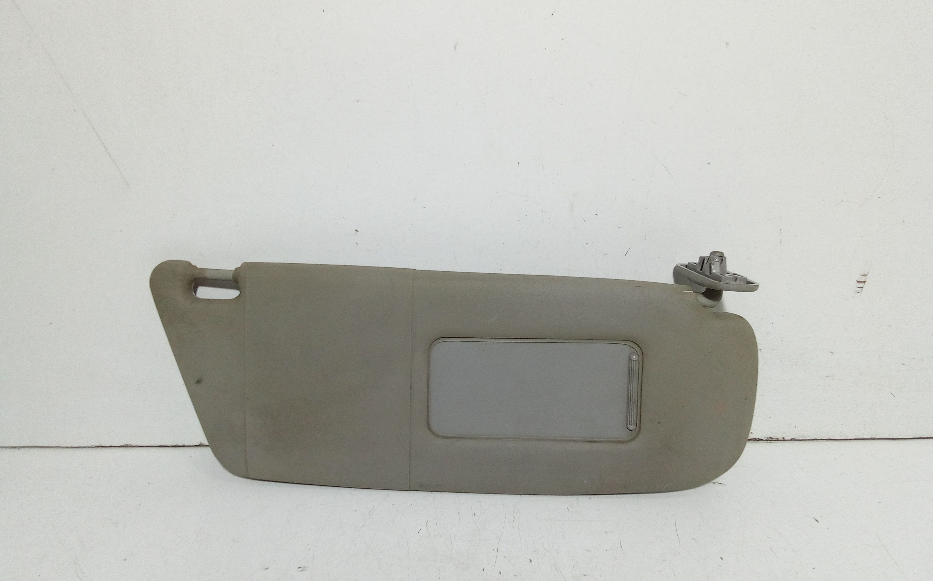 Aletta Parasole Parabrezza Destro 13130073 Usato