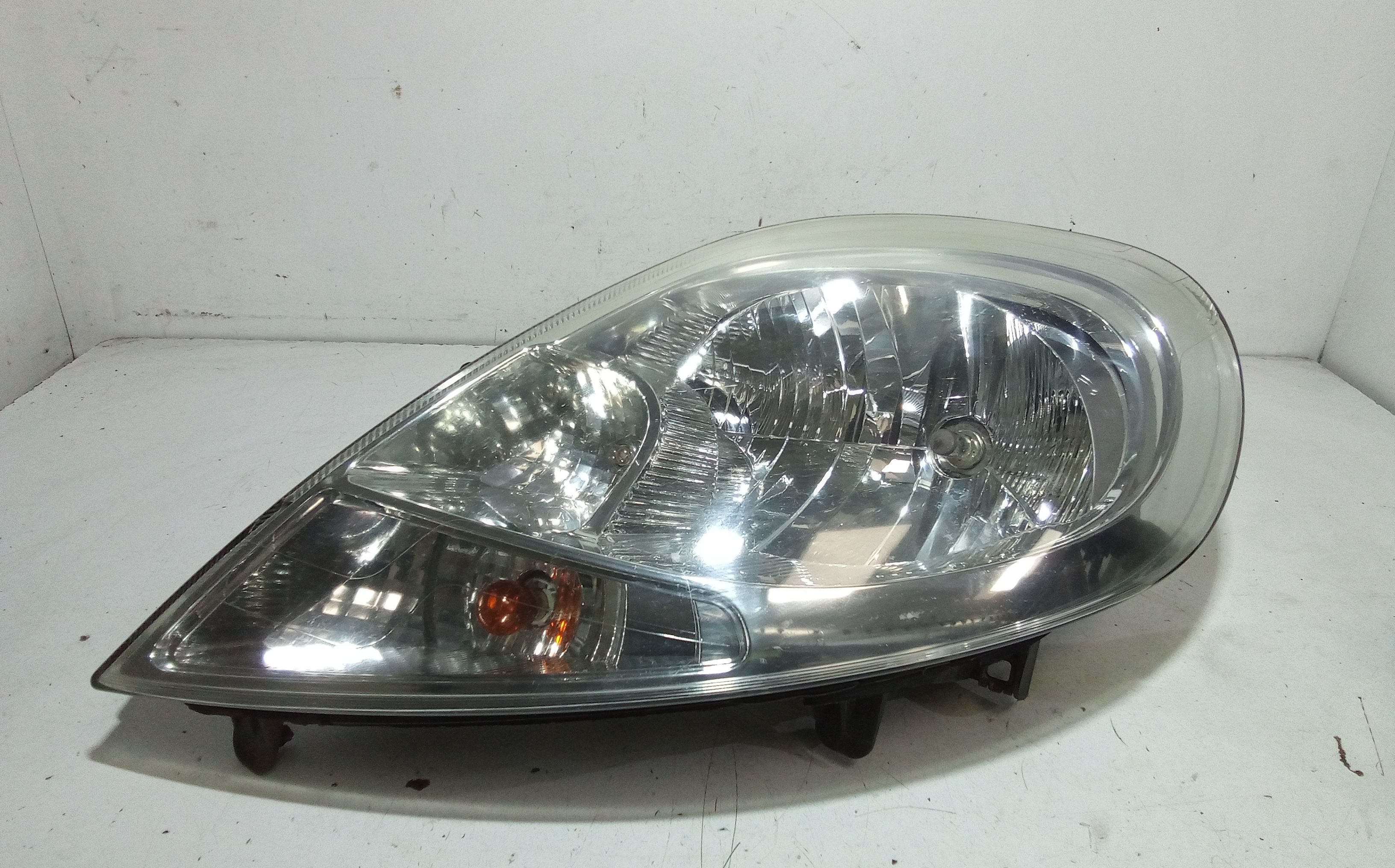 Proiettore Sinistro 8200701352 Usato