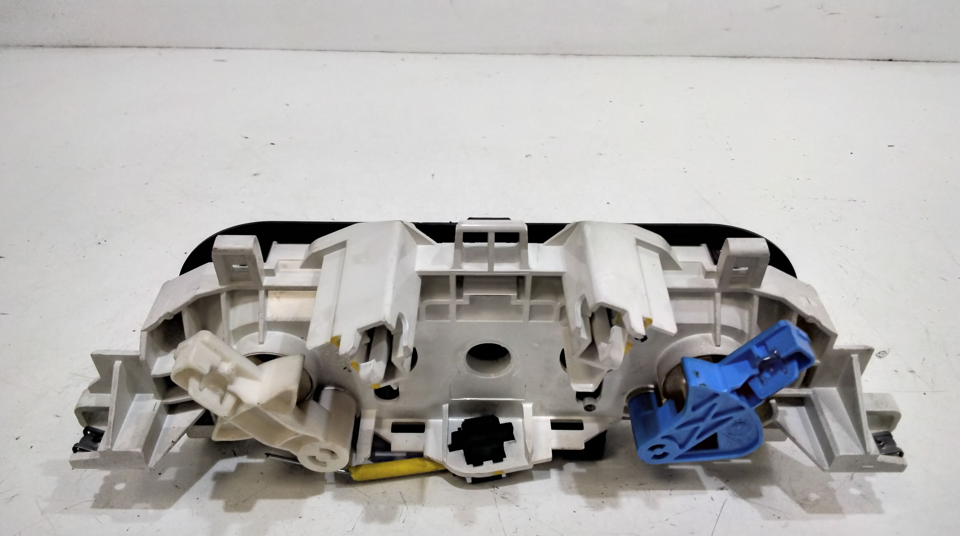 Blocco Comando Climatizzazione 7701067953 Usato