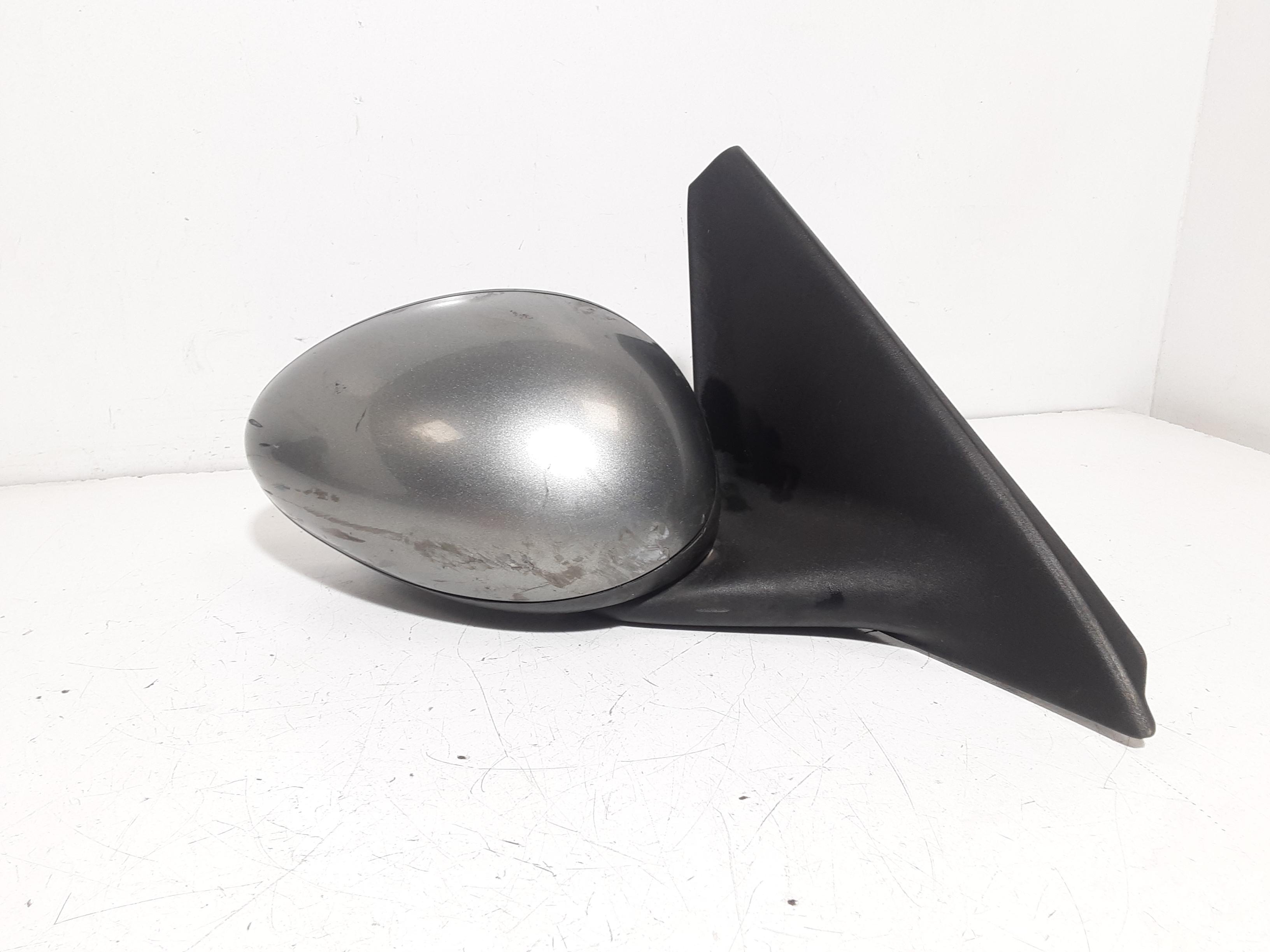 Retrovisore Est. Destro Usato