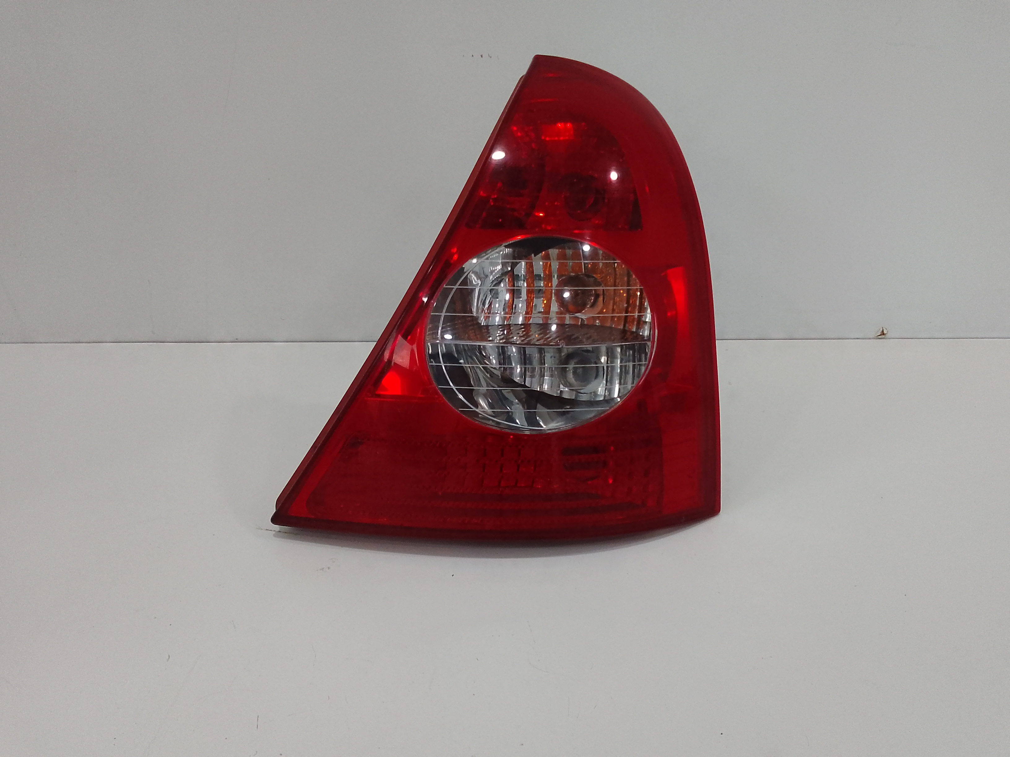 Fanale Post. Destro 8200917487 Usato