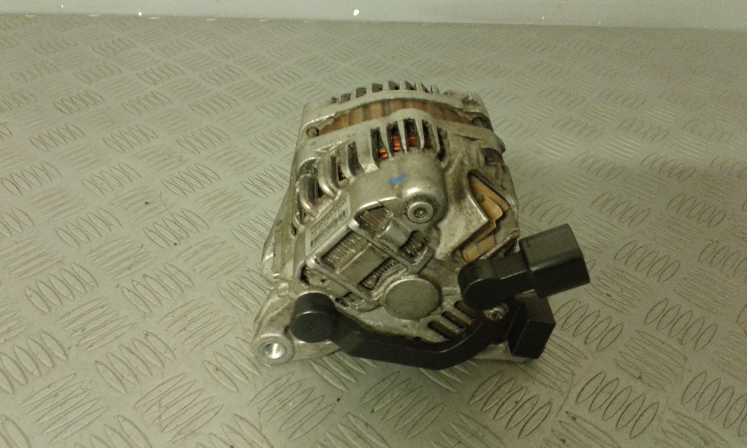 Alternatore 5705KG Usato