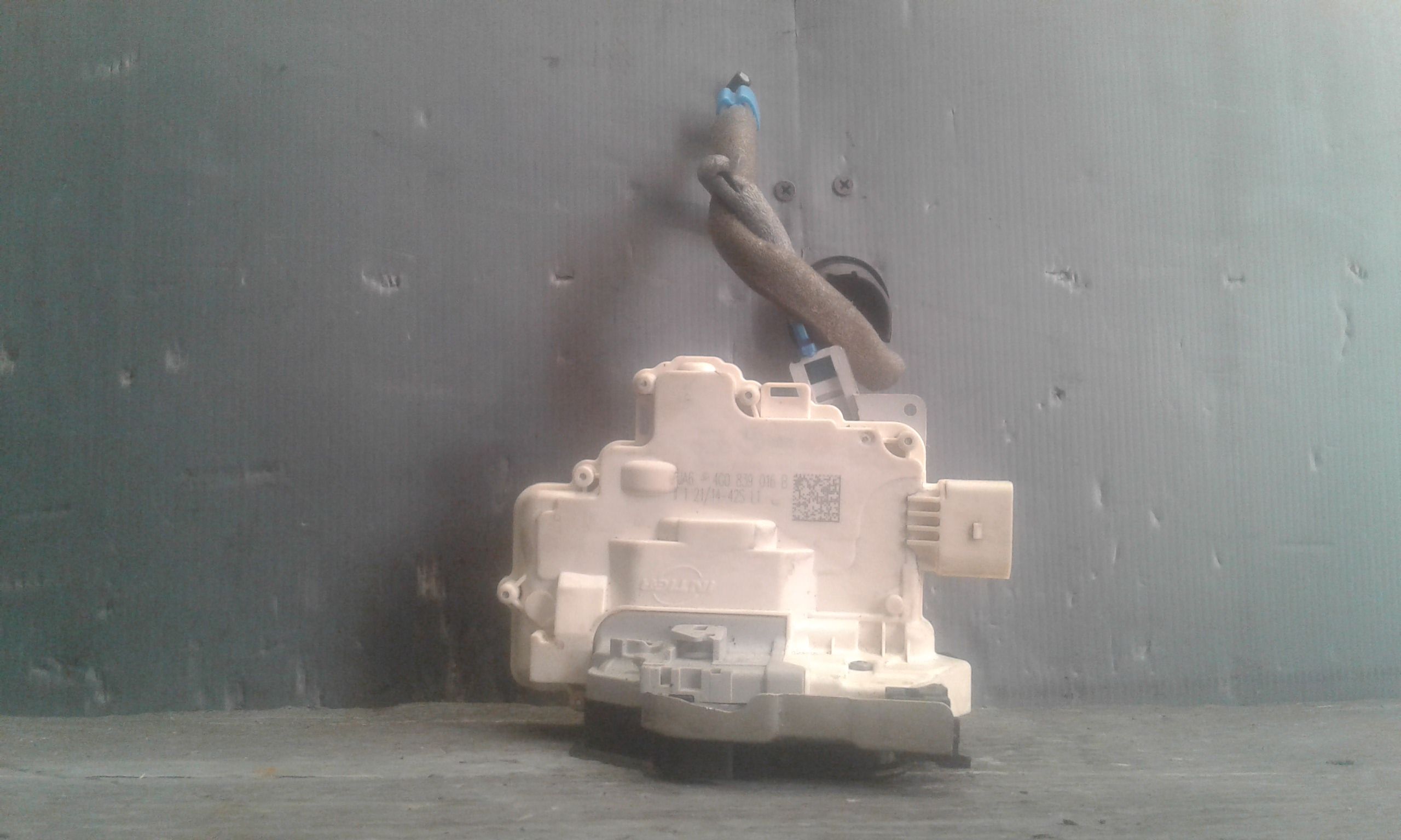 Serratura Porta Post. Destro Usato