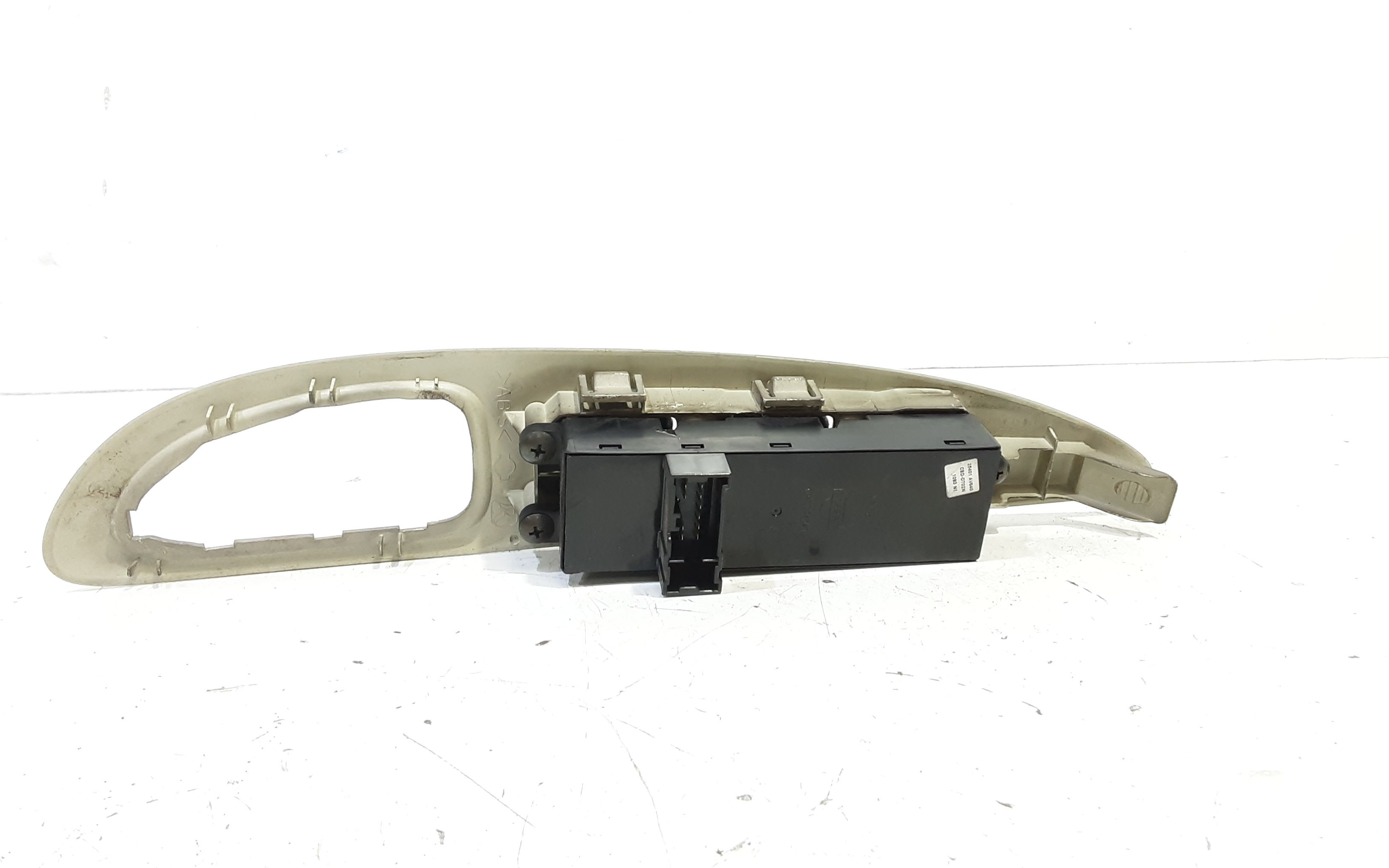 Interruttore Alzacristalli Porta Ant. Sinistro Usato