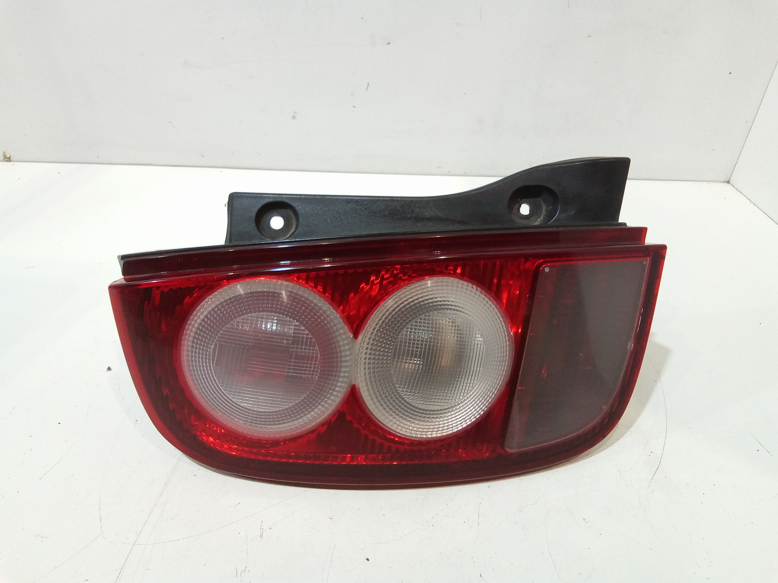 Fanale Post. Sinistro 26555AX720 Usato