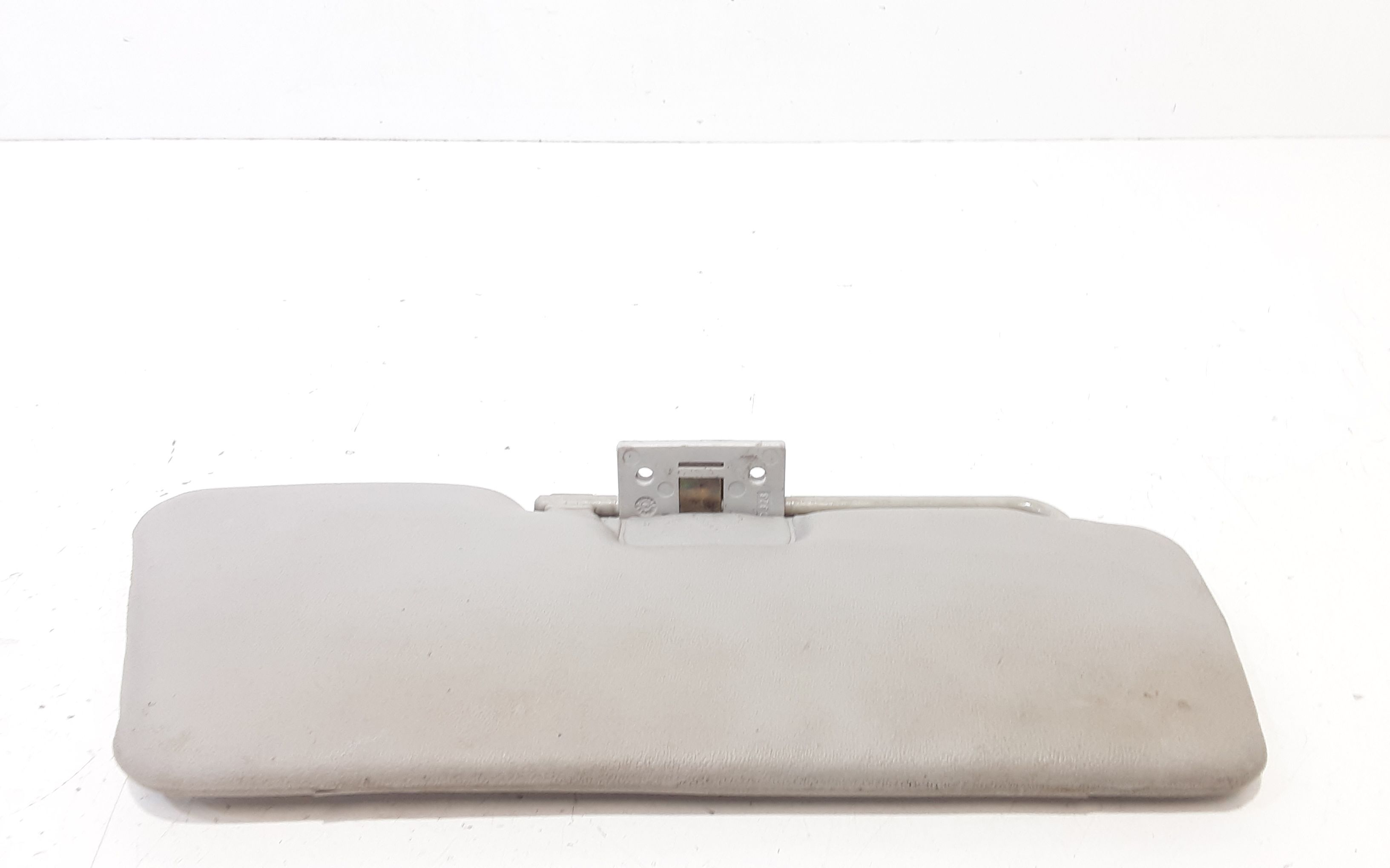 Aletta Parasole Parabrezza Sinistro 735244330 Usato