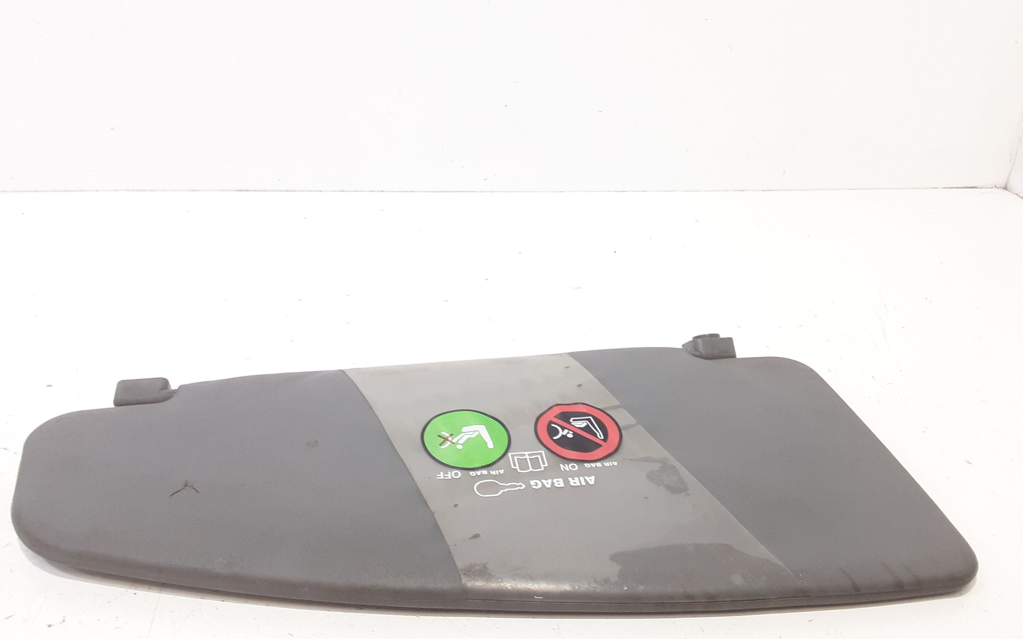 Aletta Parasole Parabrezza Sinistro 735294018 Usato