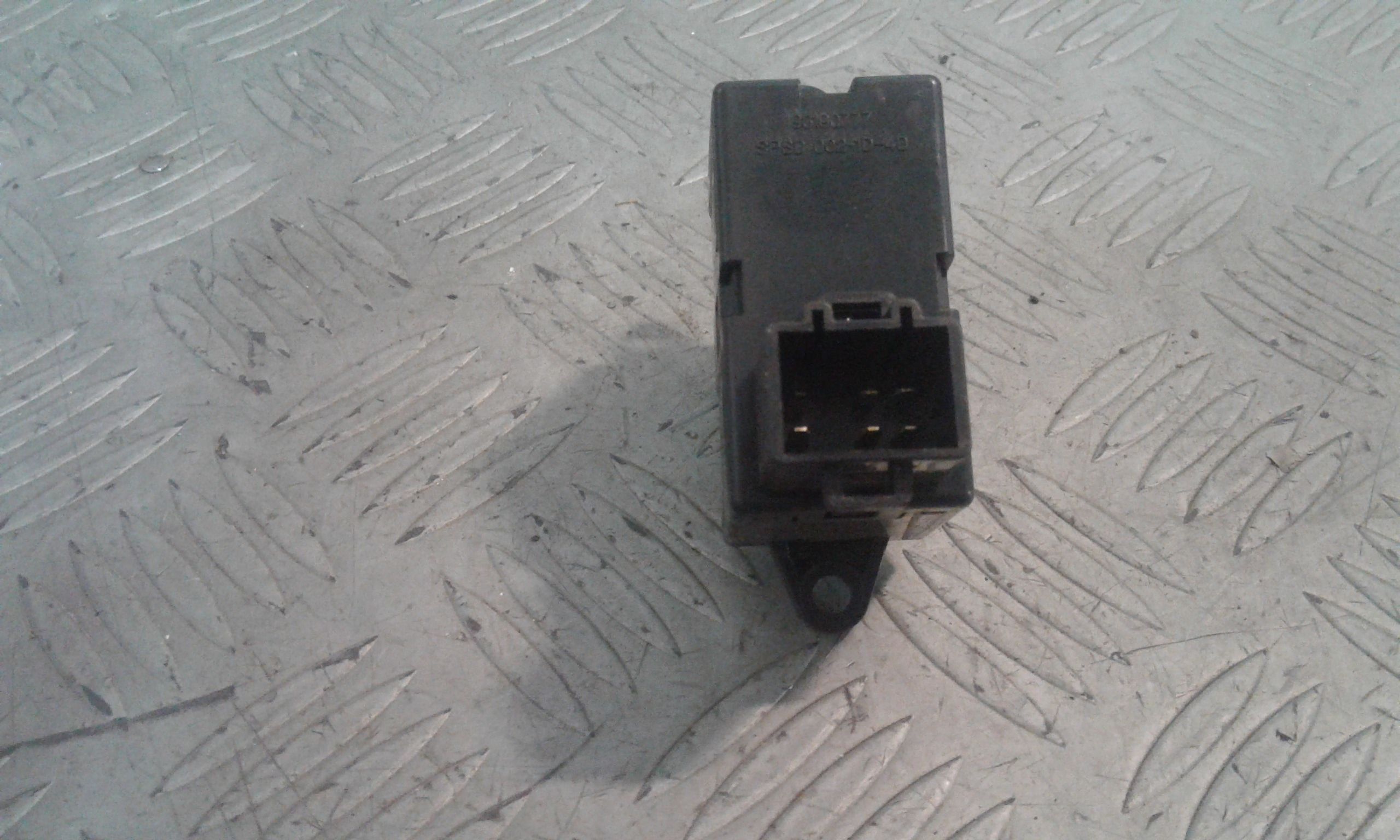 Interruttore Alzacristalli Porta Post. Destro Usato