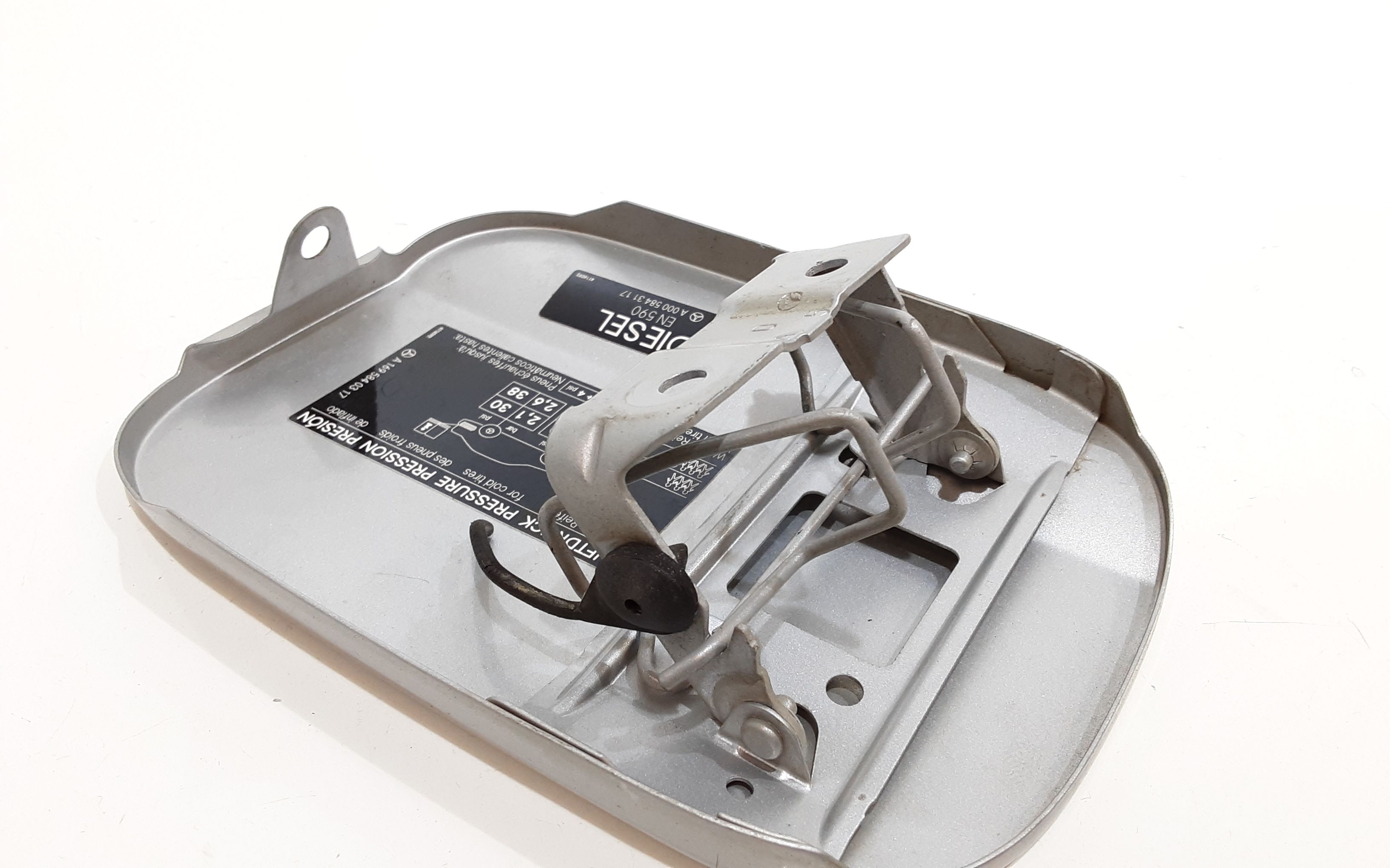 Sportello Carburante A1697500106 Usato