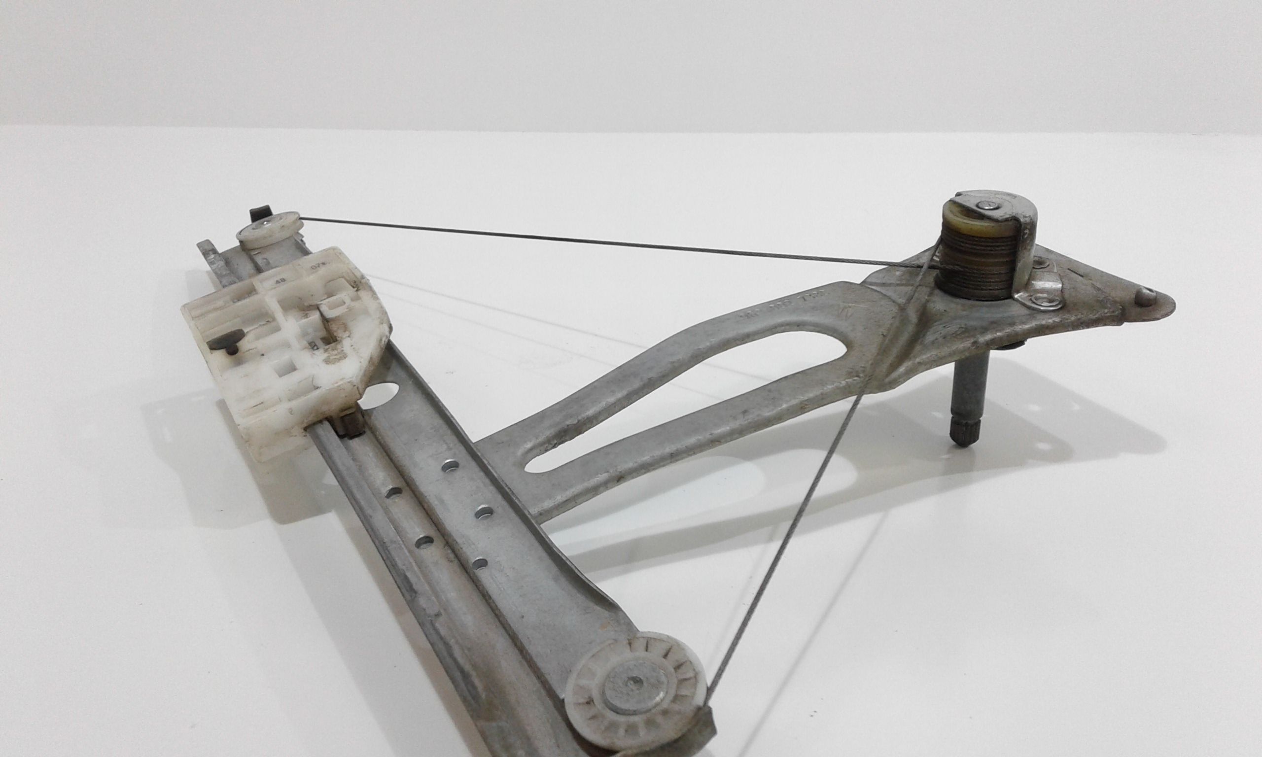 Alzacristallo Elettr. Porta Ant. Sinistro 9221AP Usato